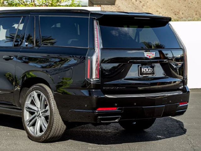 2026 Cadillac Escalade ESV Platinum Edition (5th Generation), 10/20