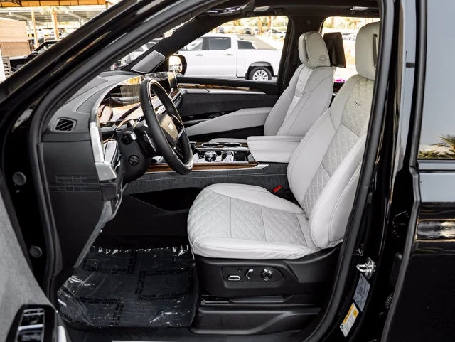 2026 Cadillac Escalade ESV Platinum Edition (5th Generation), 15/20