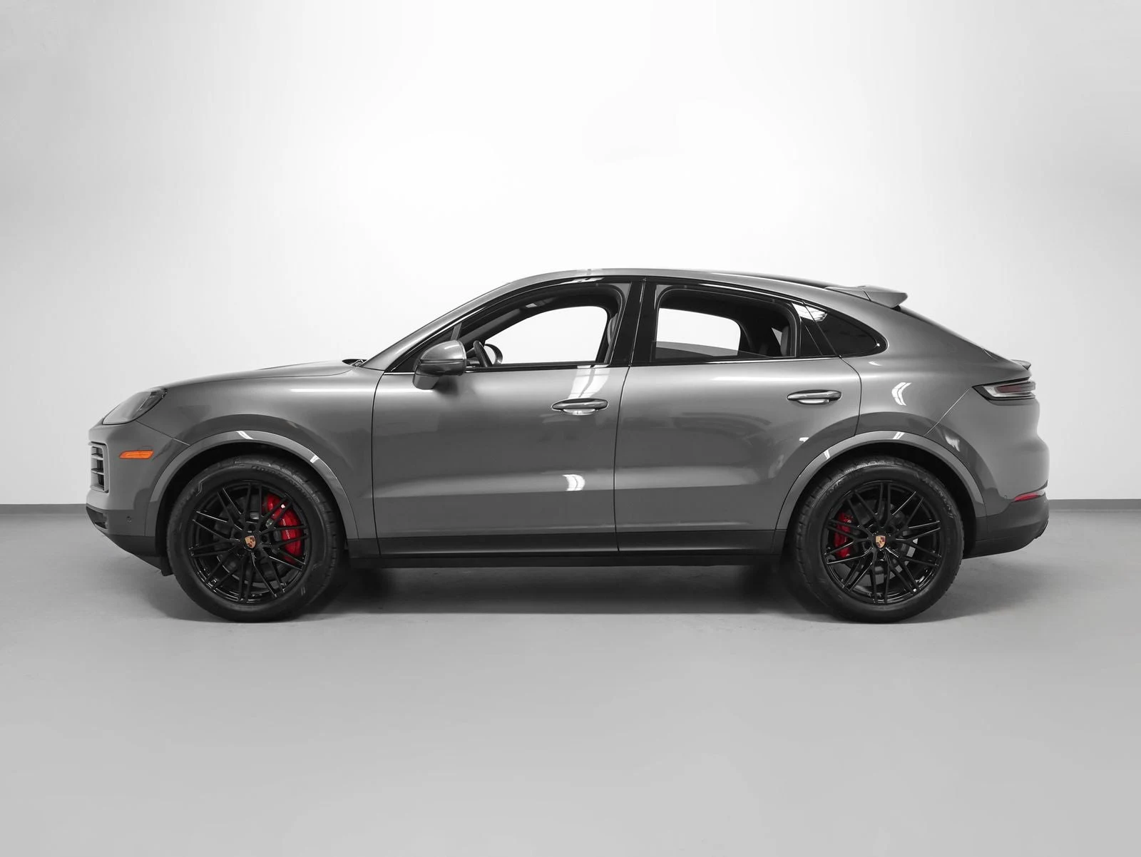 2026 Porsche Cayenne S Coupé (3rd Generation), 2/20