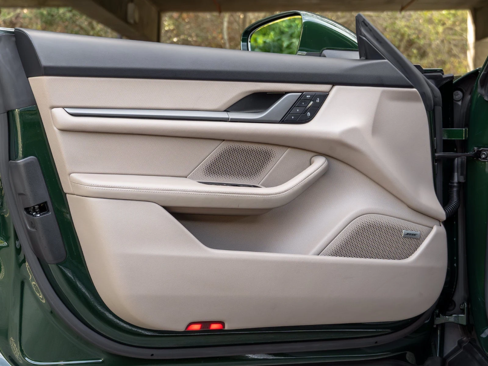 2025 Porsche Taycan 4S Cross Turismo (2025 Update), 20/20