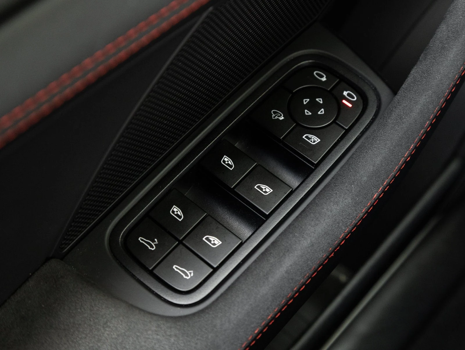 2023 Porsche Panamera GTS (971), 19/20