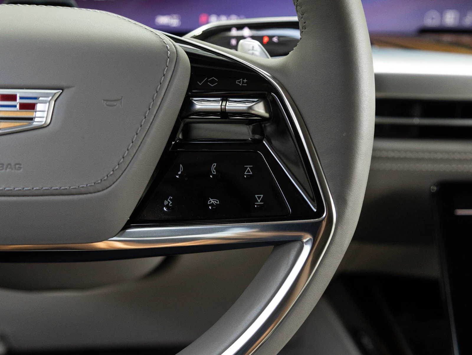 2026 Cadillac Escalade Platinum Sport (5th Generation), 16/20