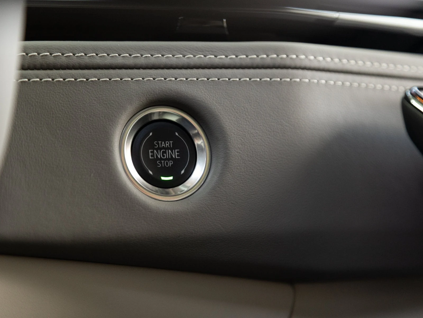 2026 Cadillac Escalade Platinum Sport (5th Generation), 19/20
