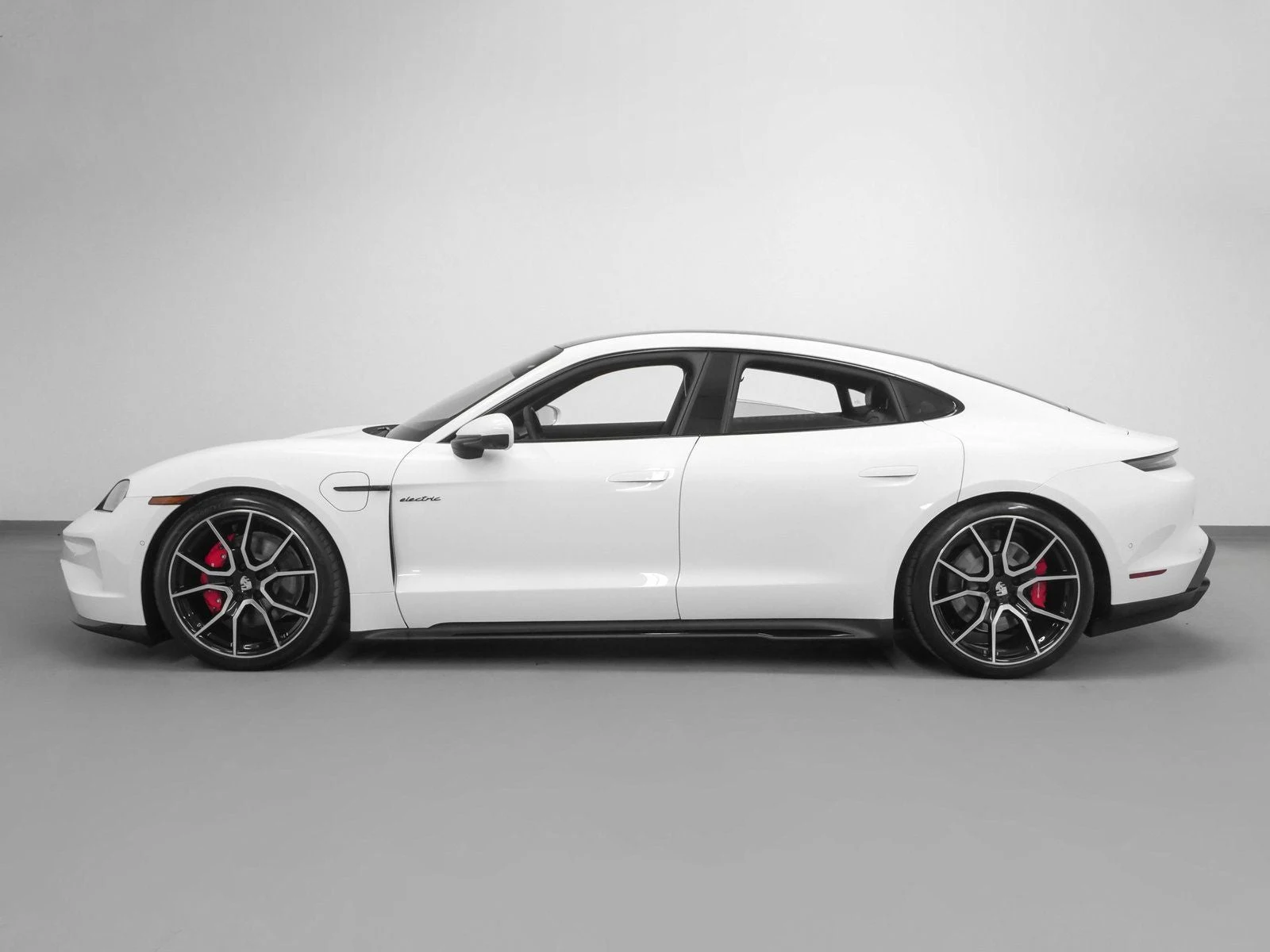 2025 Porsche Taycan 4S (2025 Update), 2/20