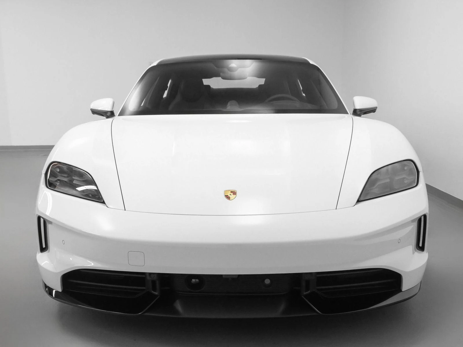 2025 Porsche Taycan 4S (2025 Update), 8/20