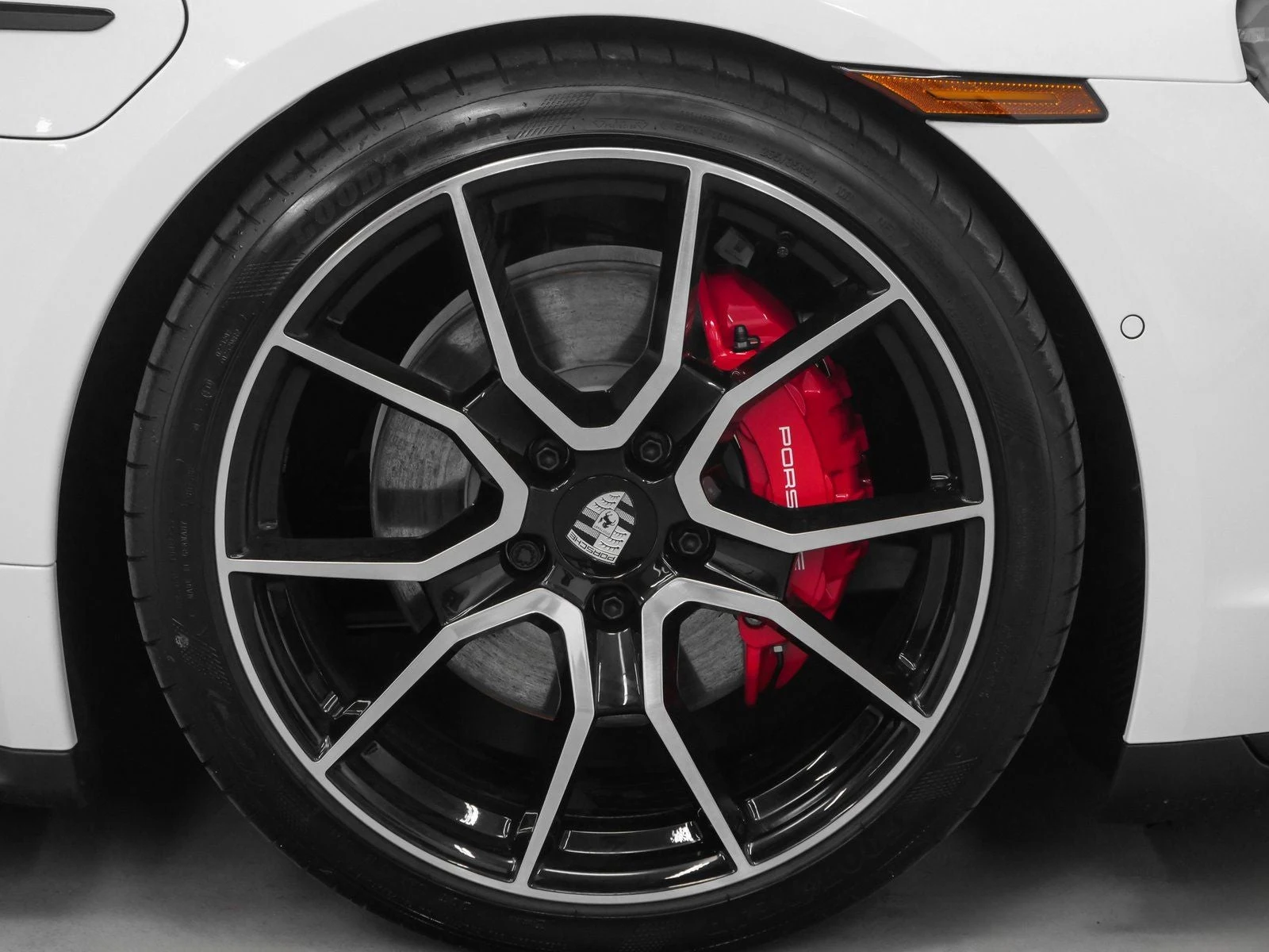2025 Porsche Taycan 4S (2025 Update), 15/20