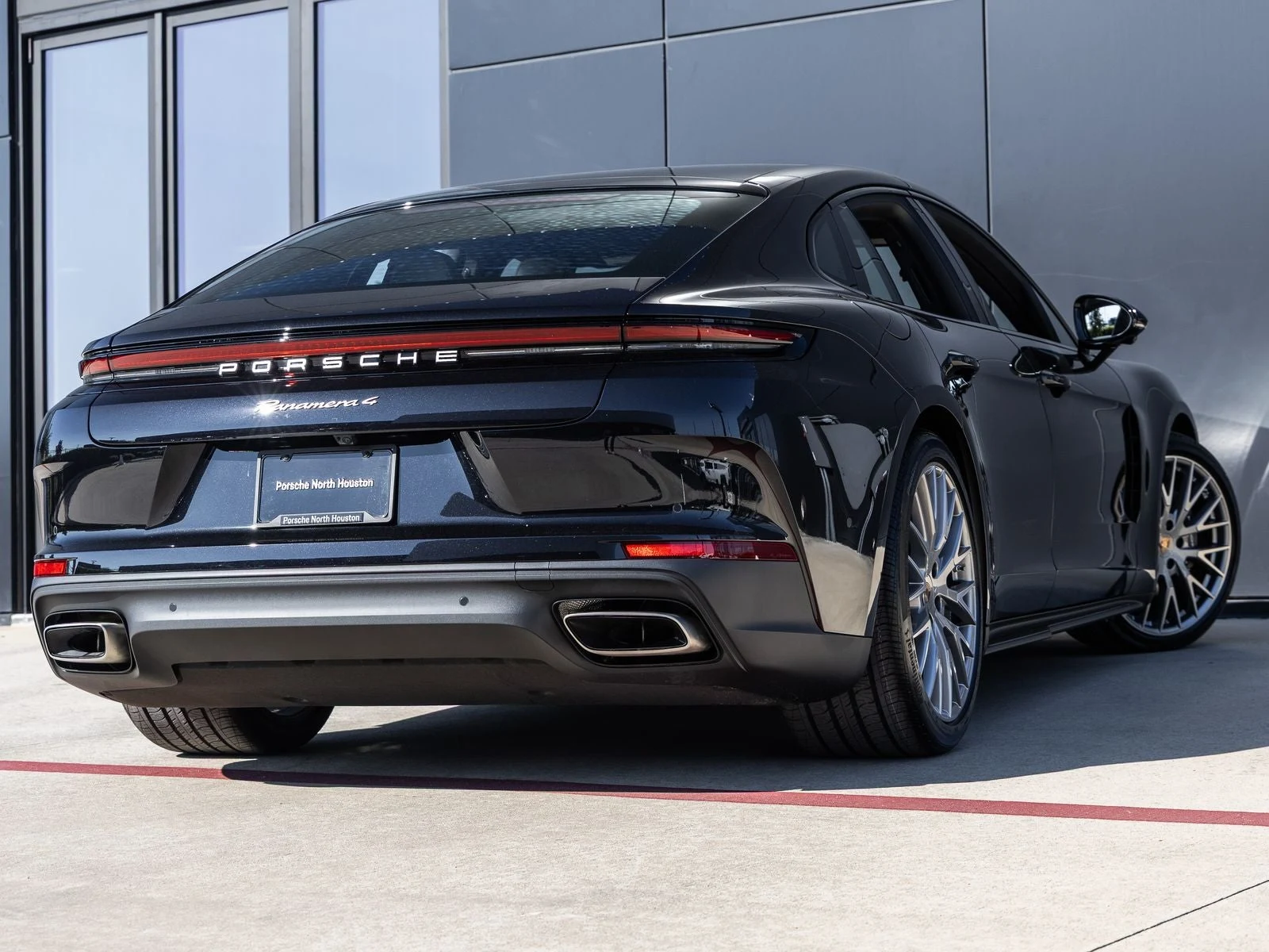 2026 Porsche Panamera 4 (976), 11/20