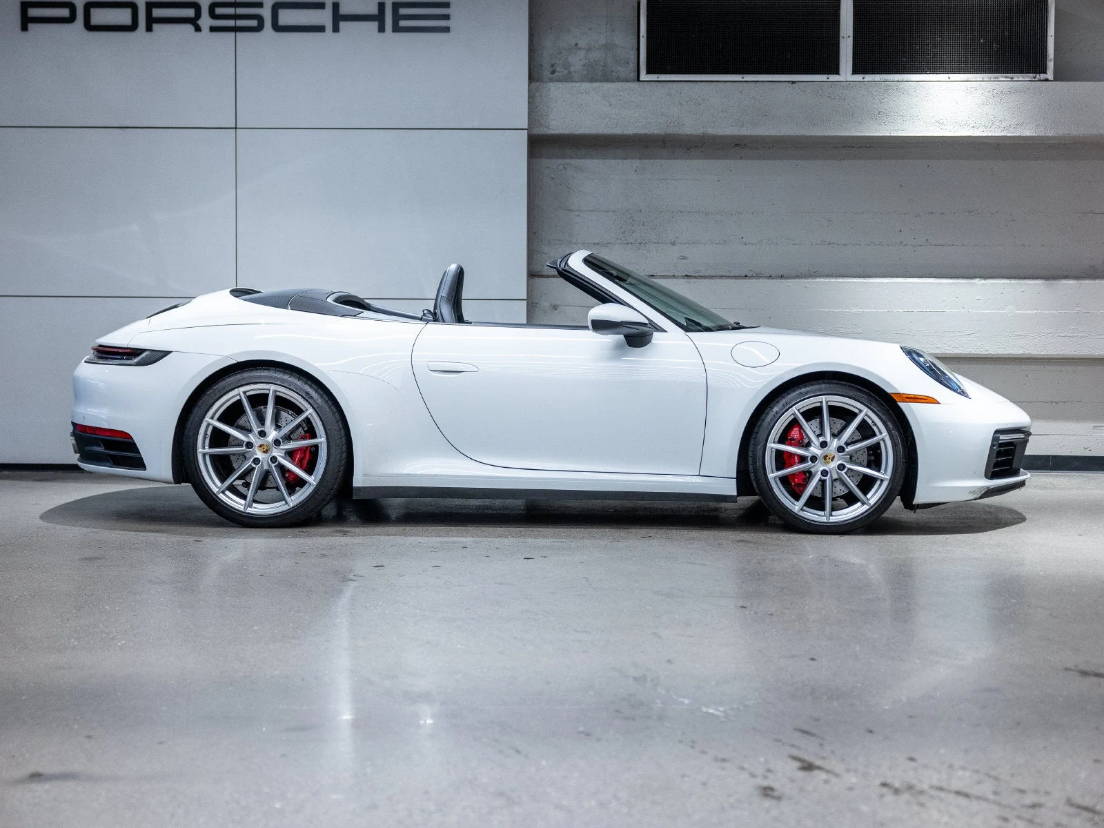2020 Porsche 911 Carrera S Cabriolet (992.1), 9/20