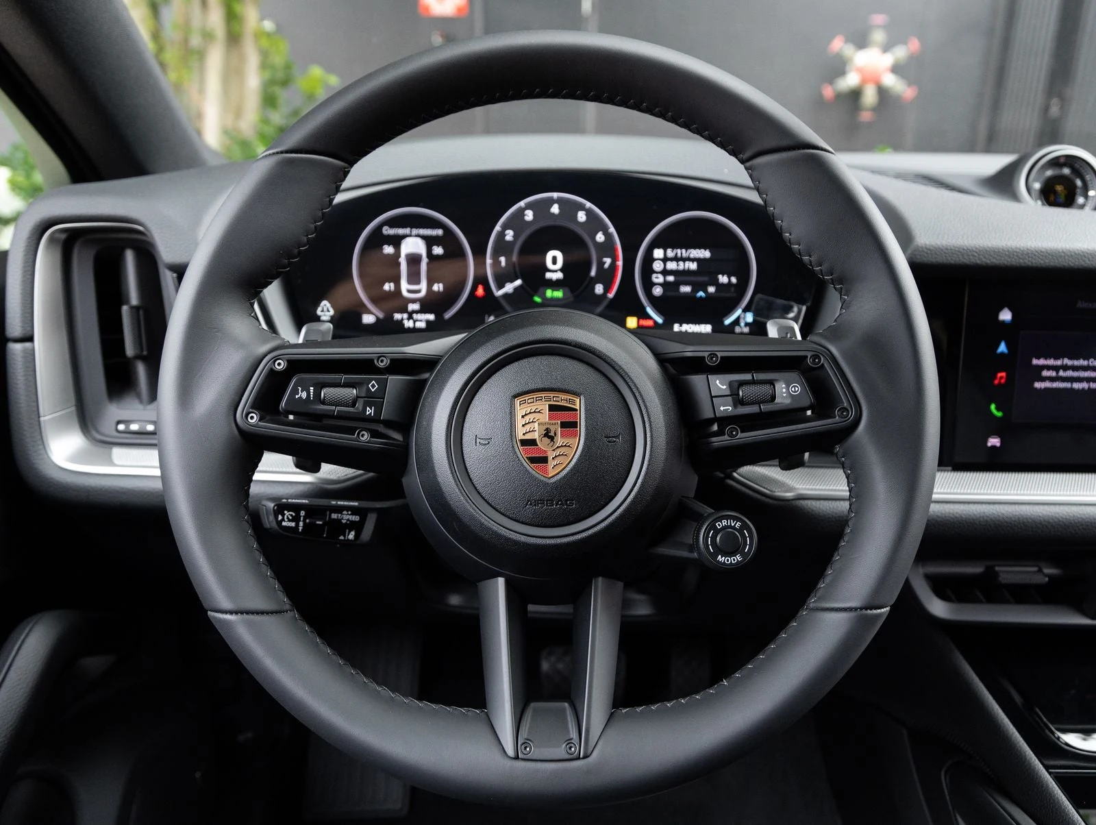 2026 Porsche Cayenne E-Hybrid Coupé (3rd Generation), 13/20