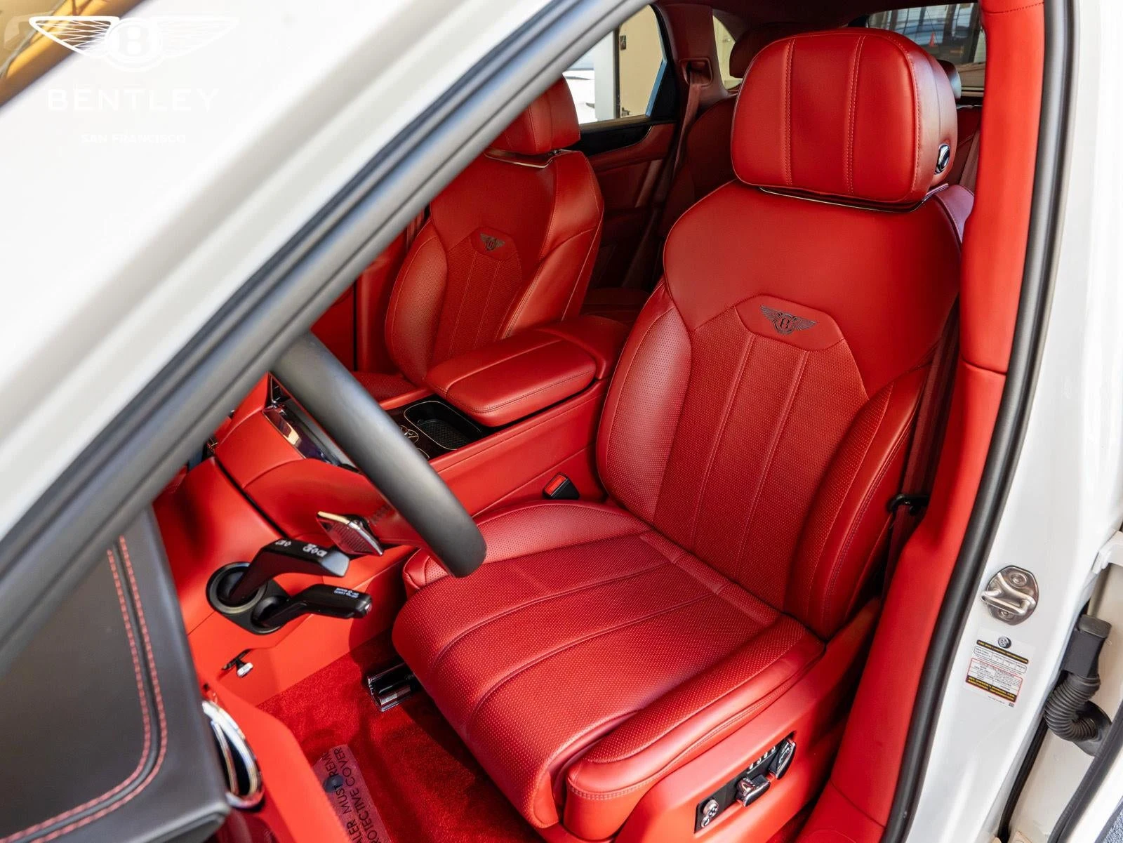2022 Bentley Bentayga V8, 13/20