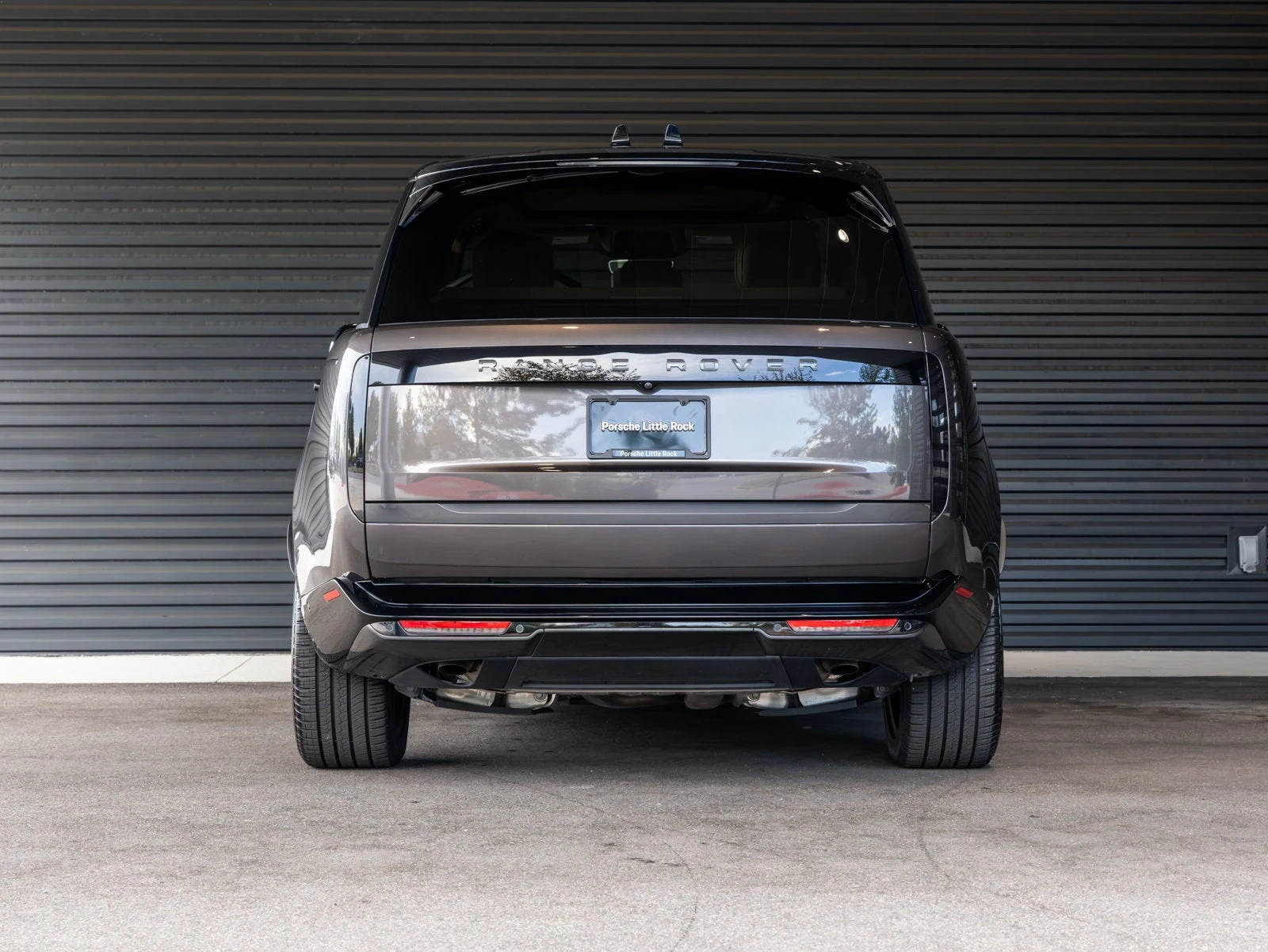 2026 Land Rover Range Rover SE Plug-in Hybrid (L460), 6/20