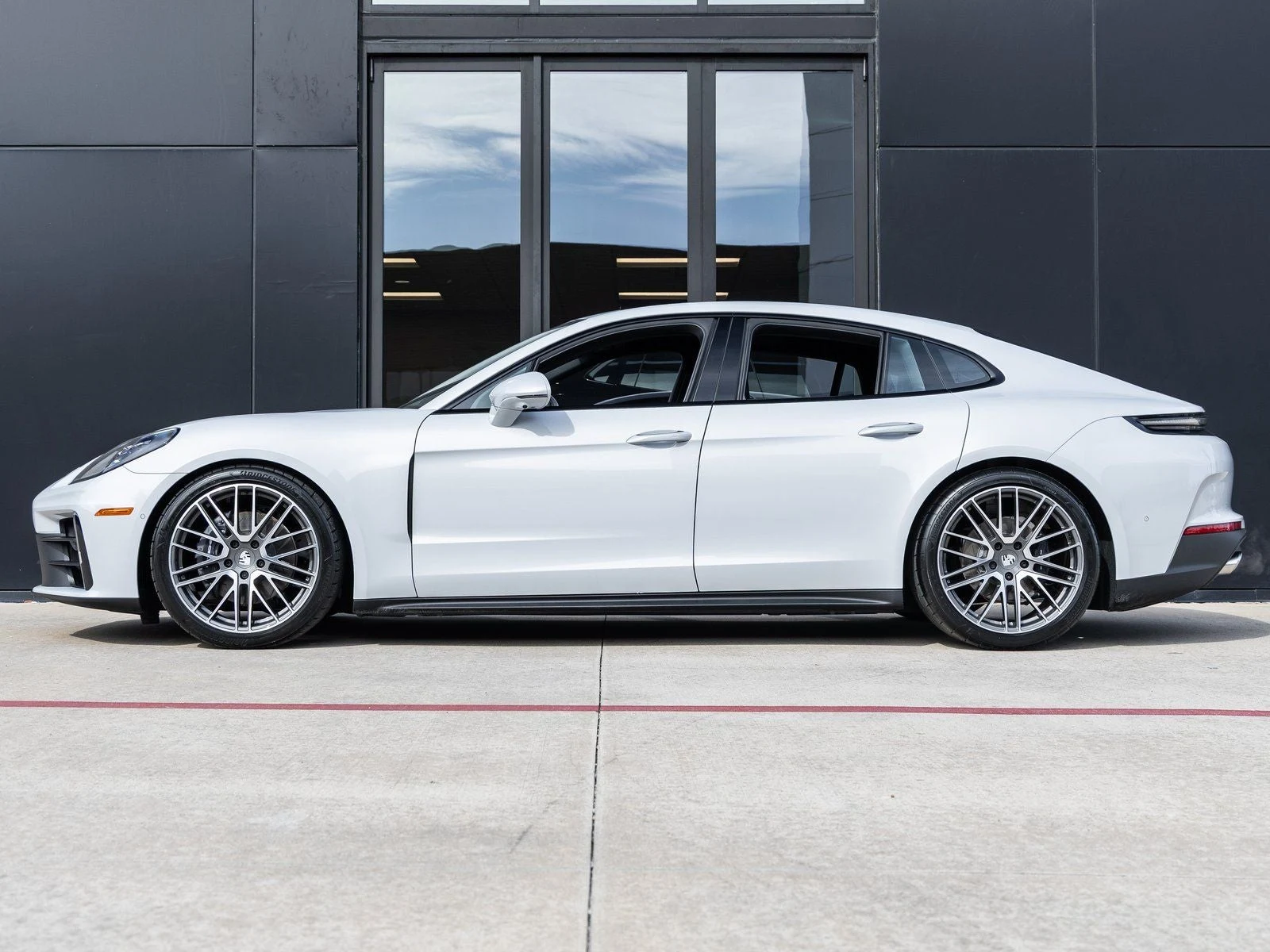 2026 Porsche Panamera (976), 2/20