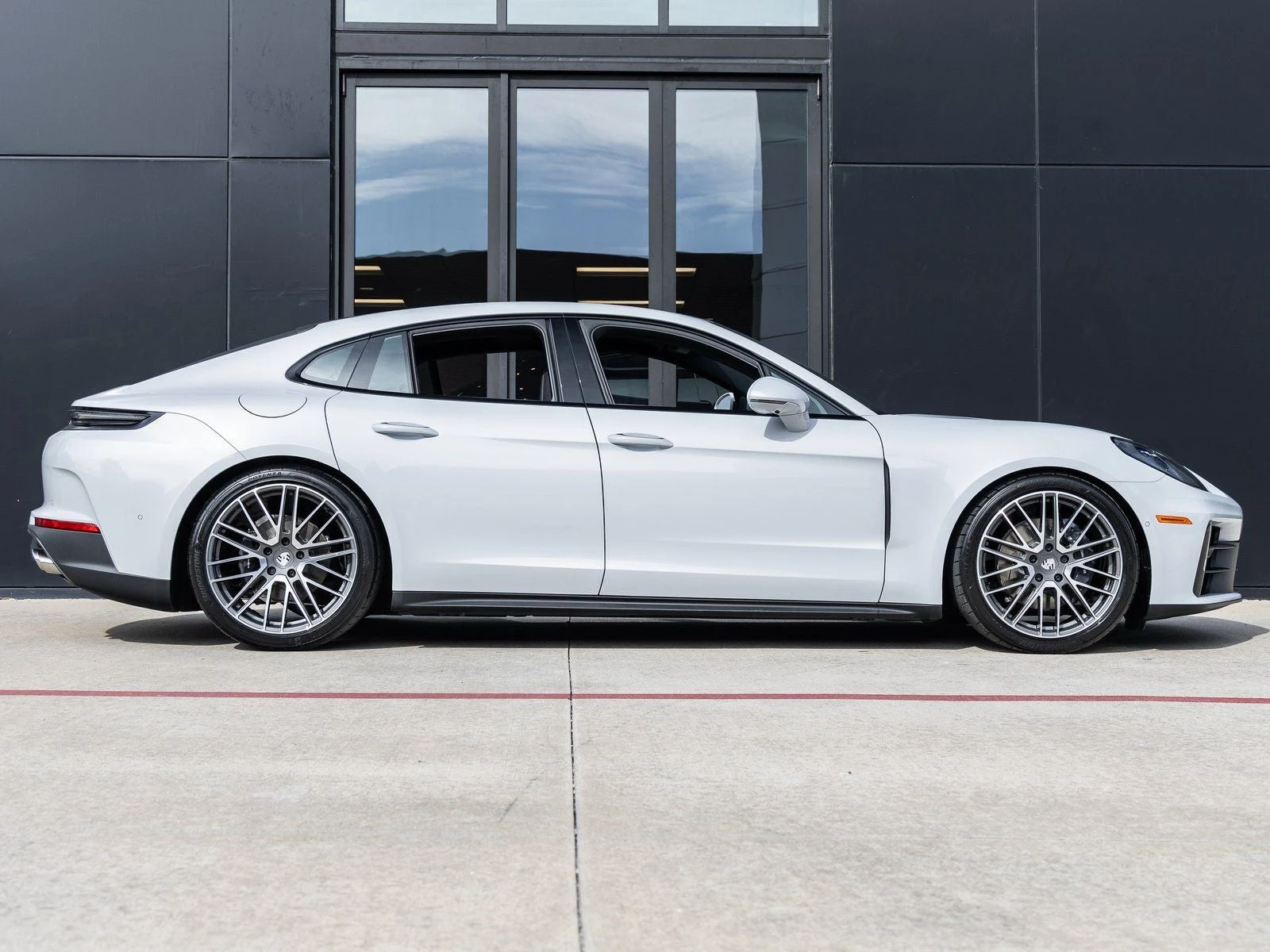 2026 Porsche Panamera (976), 12/20