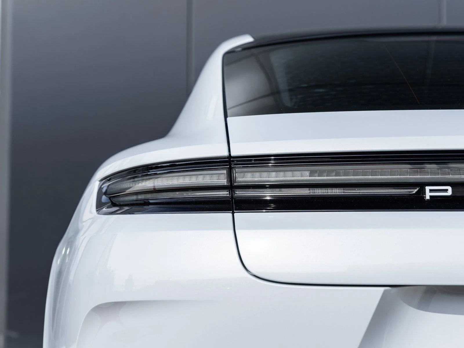 2026 Porsche Panamera (976), 14/20