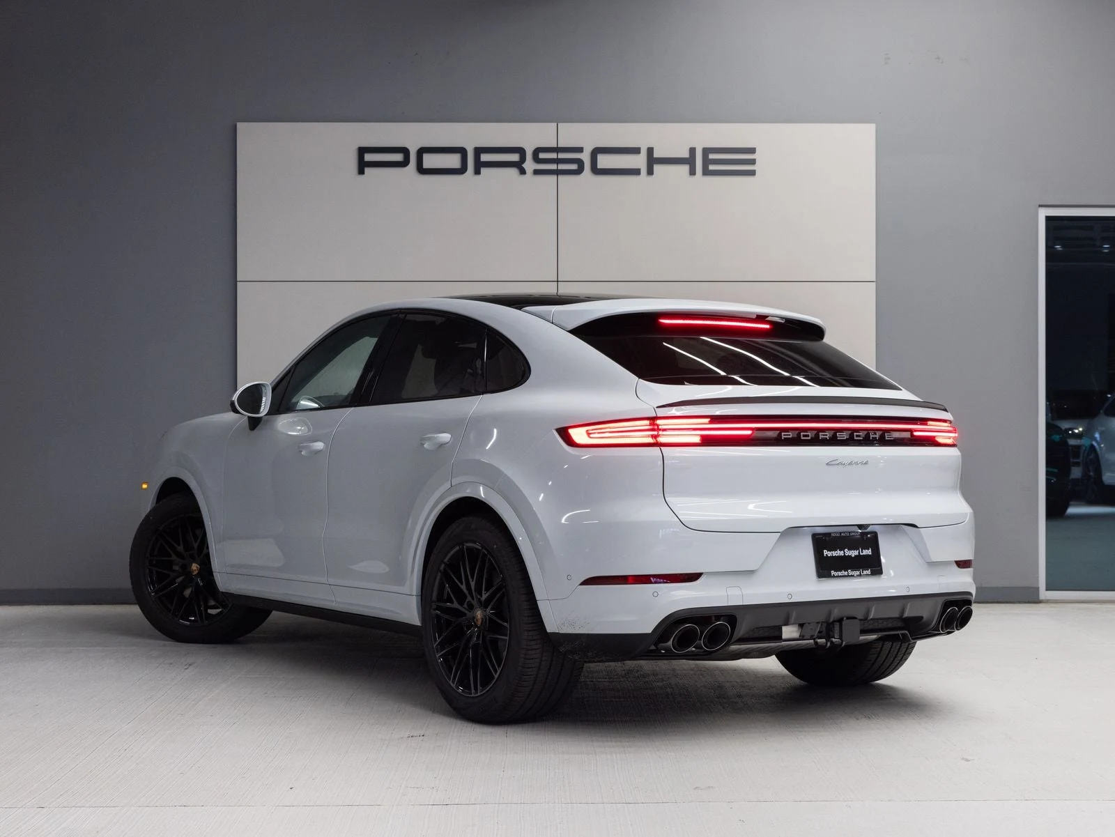 2026 Porsche Cayenne Coupé (3rd Generation), 3/20