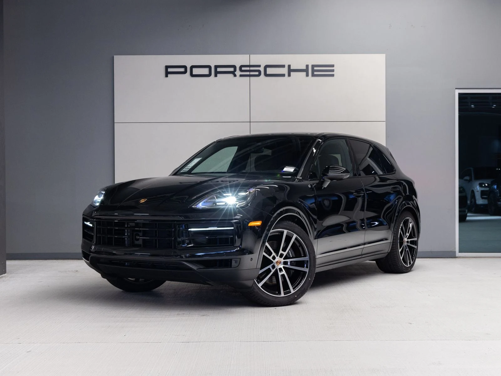 Porsche Cayenne (3rd Generation) · Chromite Black Metallic · Indigo Auto Group