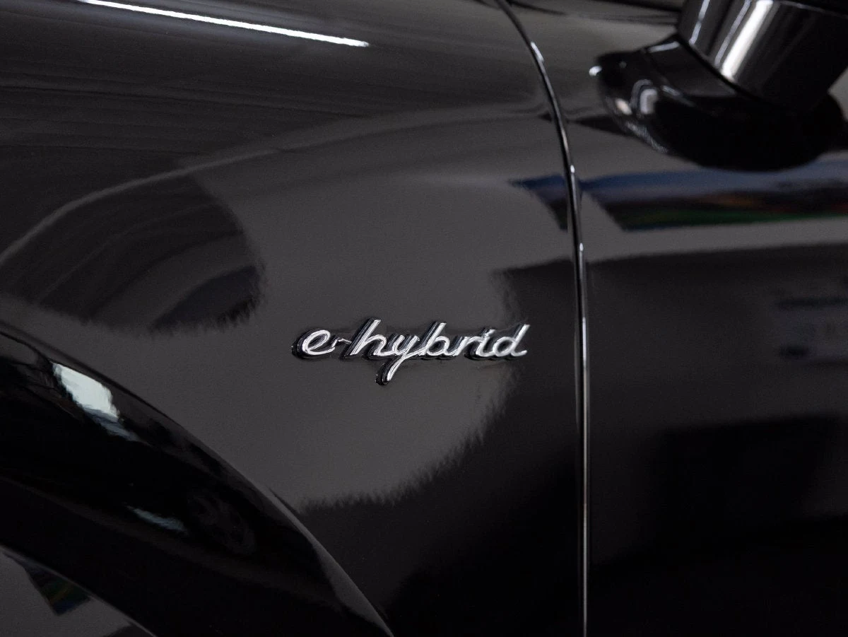 2023 Porsche Cayenne Turbo S E-Hybrid (3rd Generation), 13/20