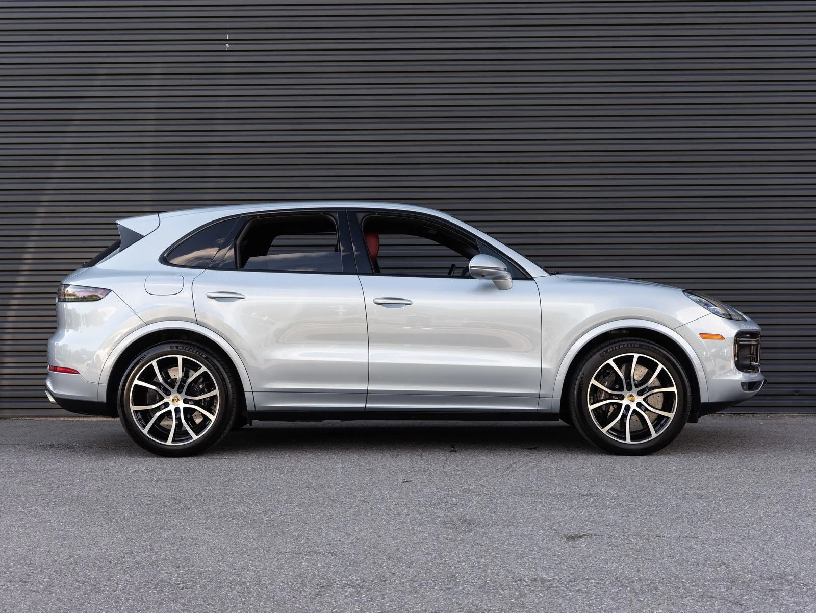 2023 Porsche Cayenne Turbo S E-Hybrid (3rd Generation), 8/20