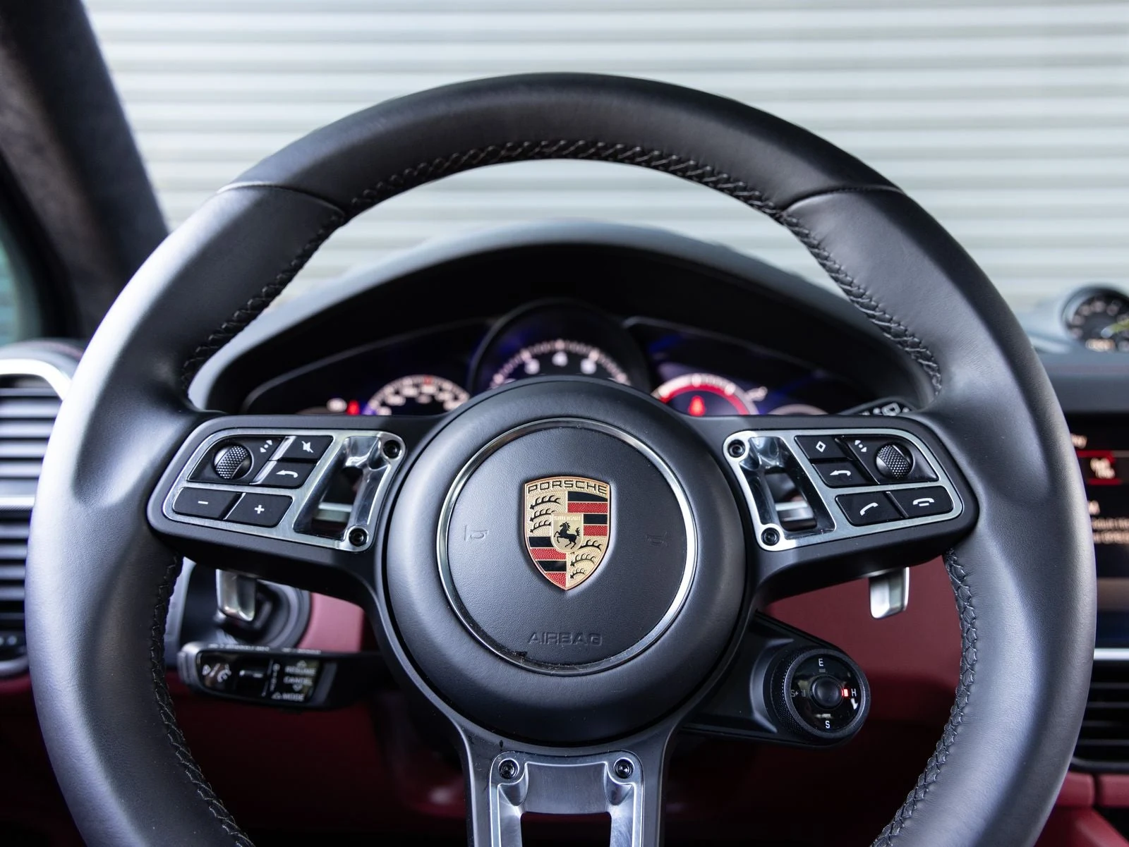 2023 Porsche Cayenne Turbo S E-Hybrid (3rd Generation), 14/20
