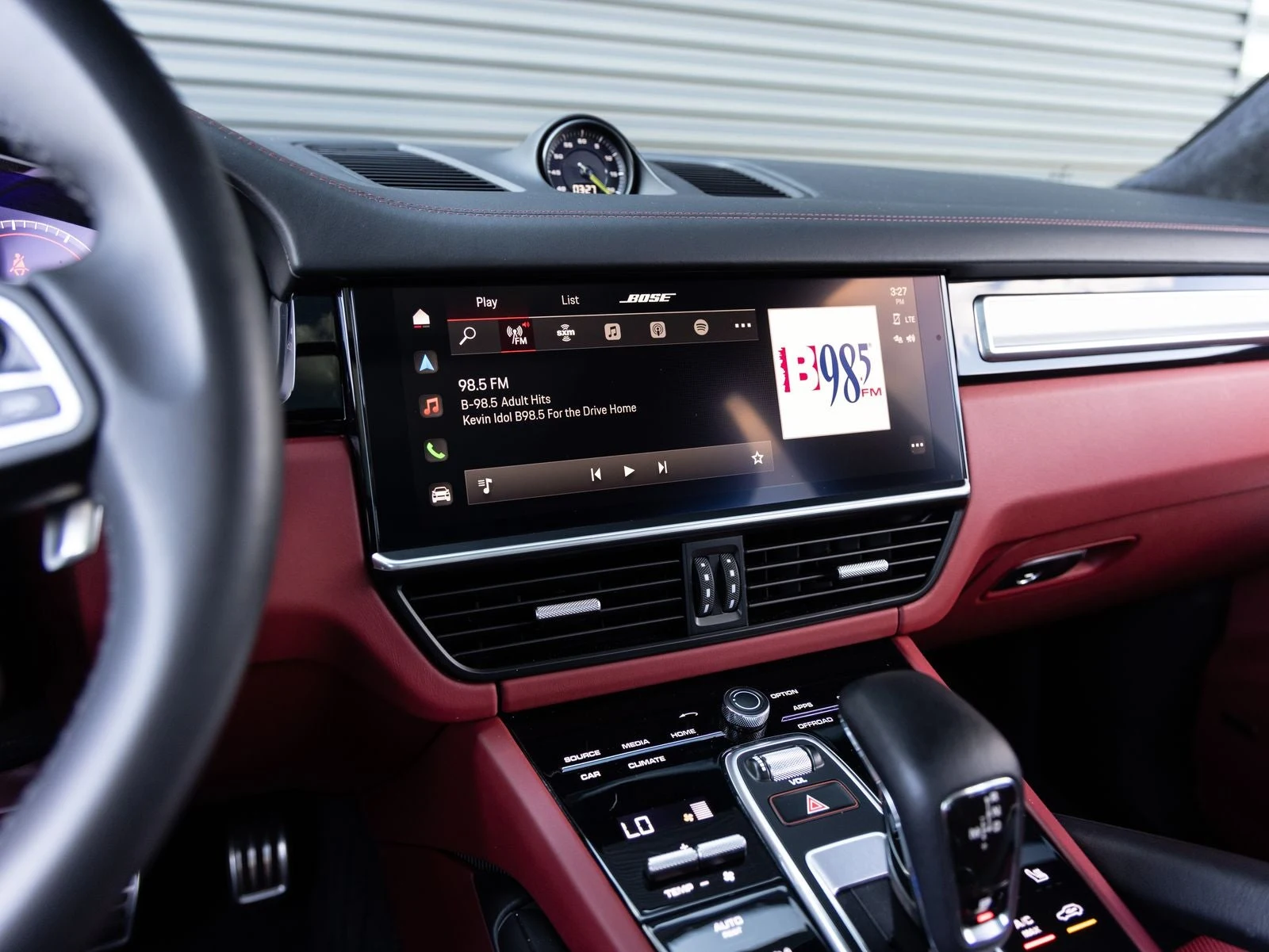 2023 Porsche Cayenne Turbo S E-Hybrid (3rd Generation), 16/20