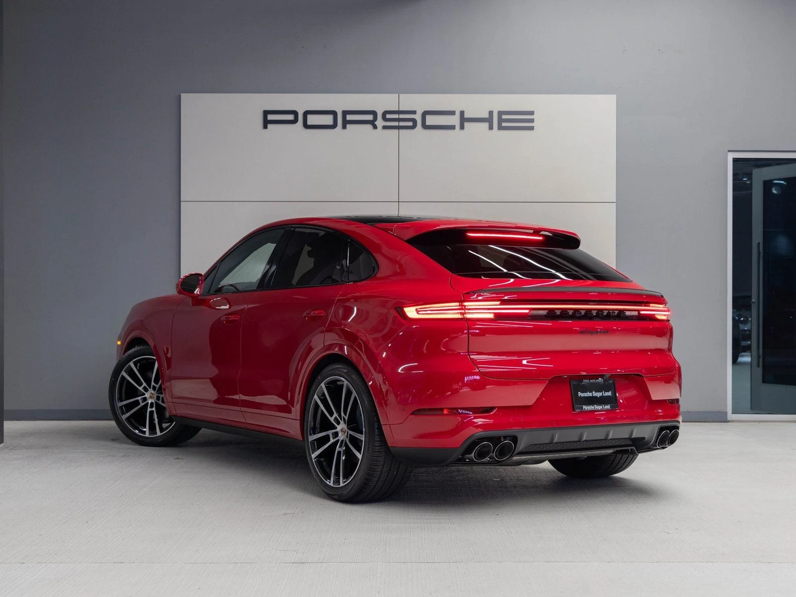 2026 Porsche Cayenne Coupé (3rd Generation), 3/20