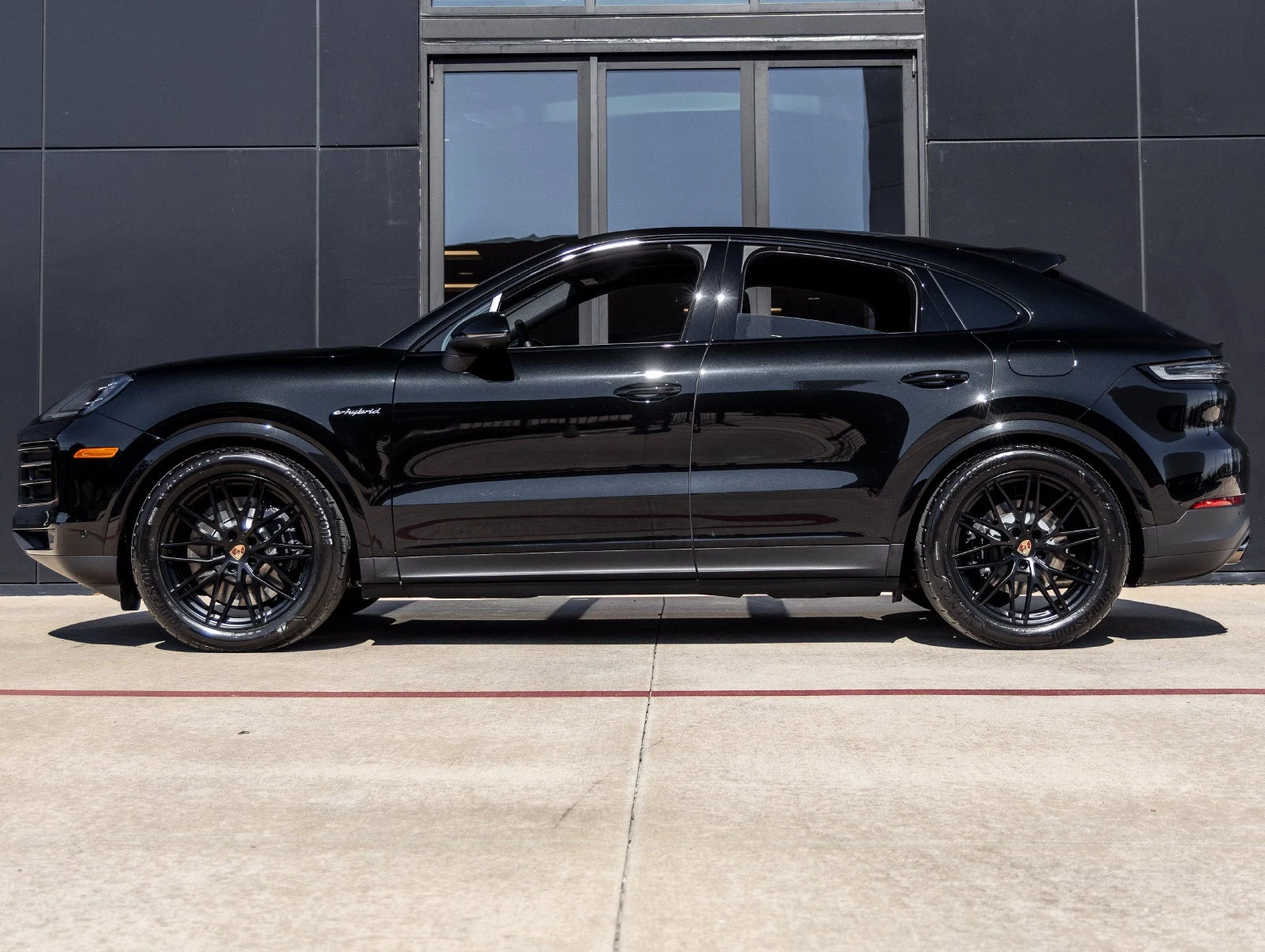2026 Porsche Cayenne E-Hybrid Coupé (3rd Generation), 2/20