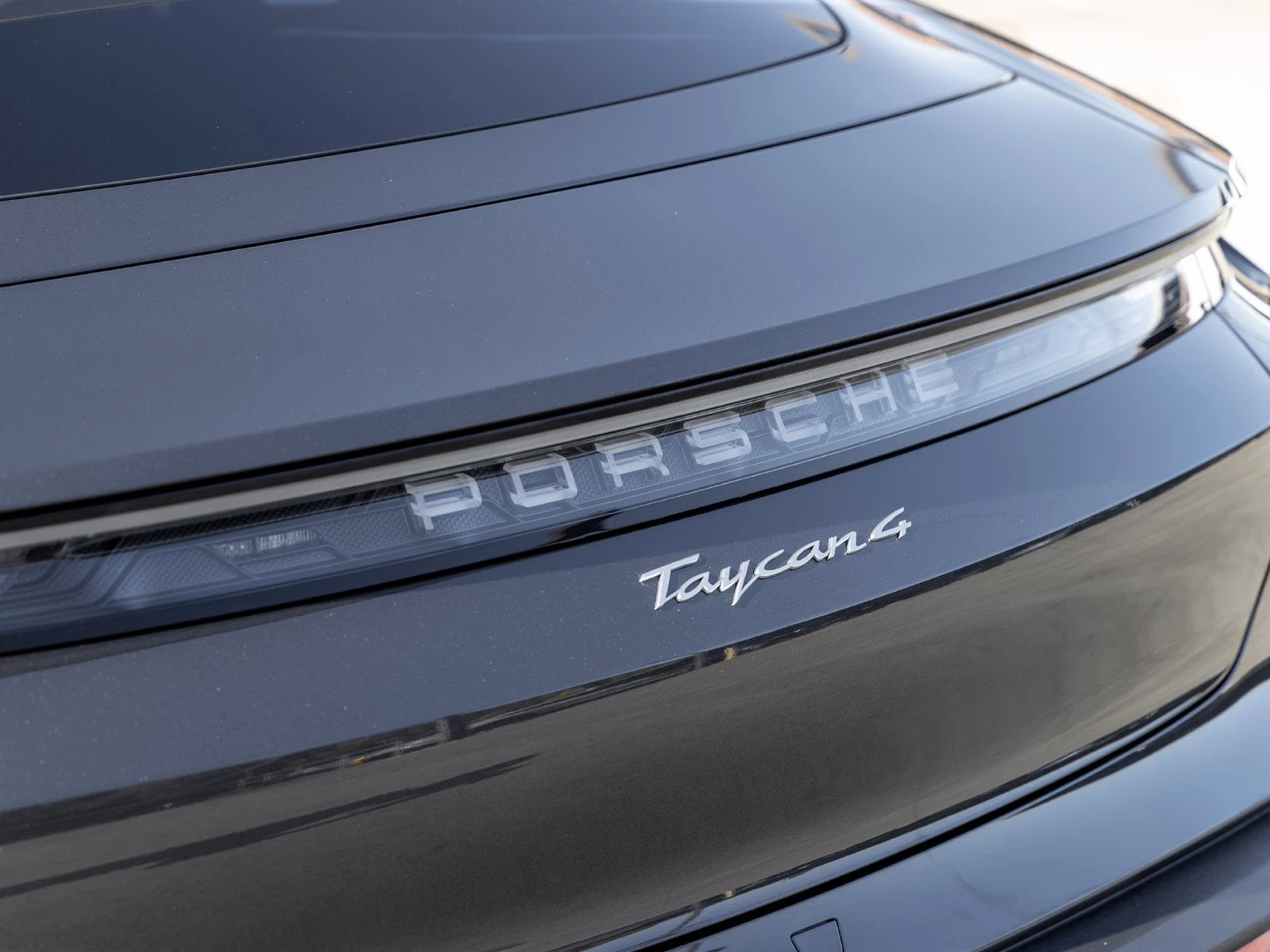 2026 Porsche Taycan 4 Sedan (2025 Update), 19/20