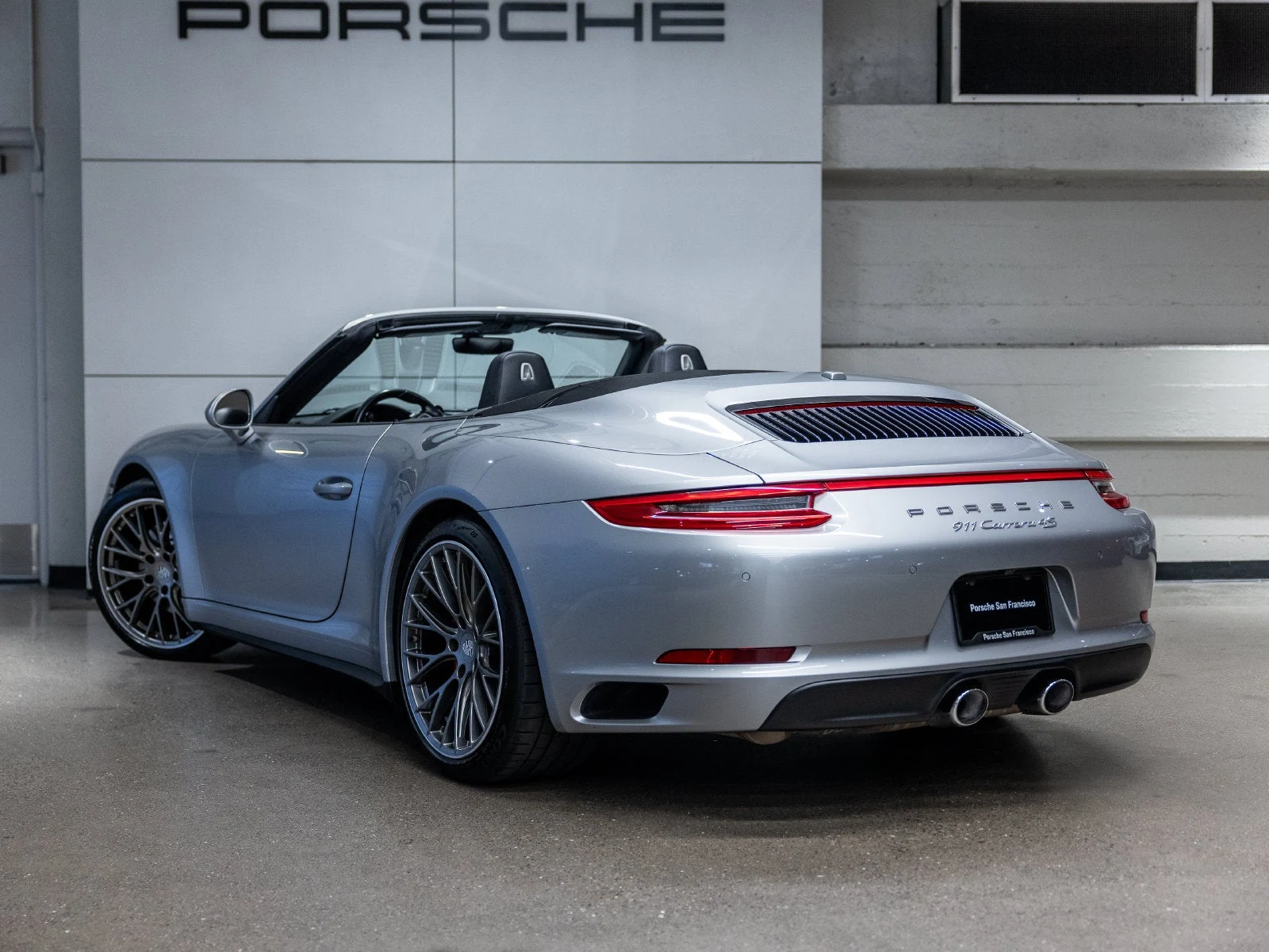 2017 Porsche 911 Carrera 4S Cabriolet (991.2), 3/20