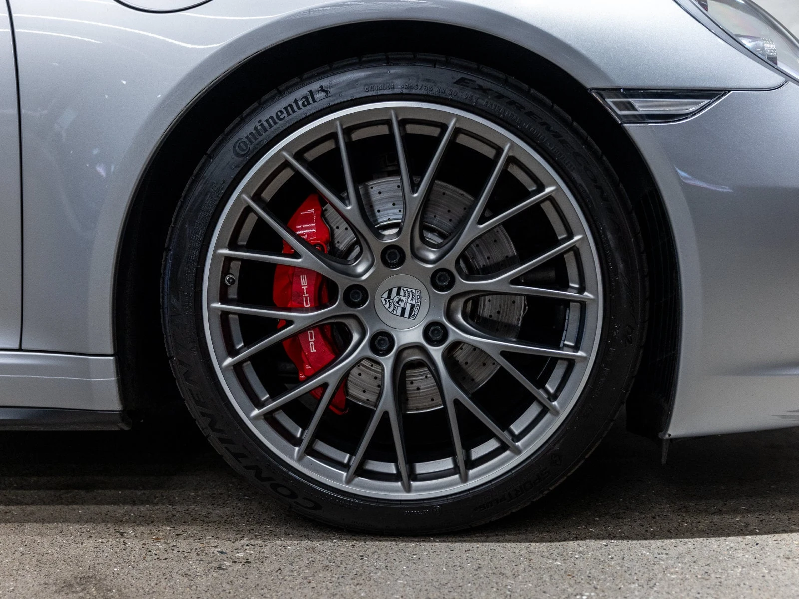 2017 Porsche 911 Carrera 4S Cabriolet (991.2), 19/20