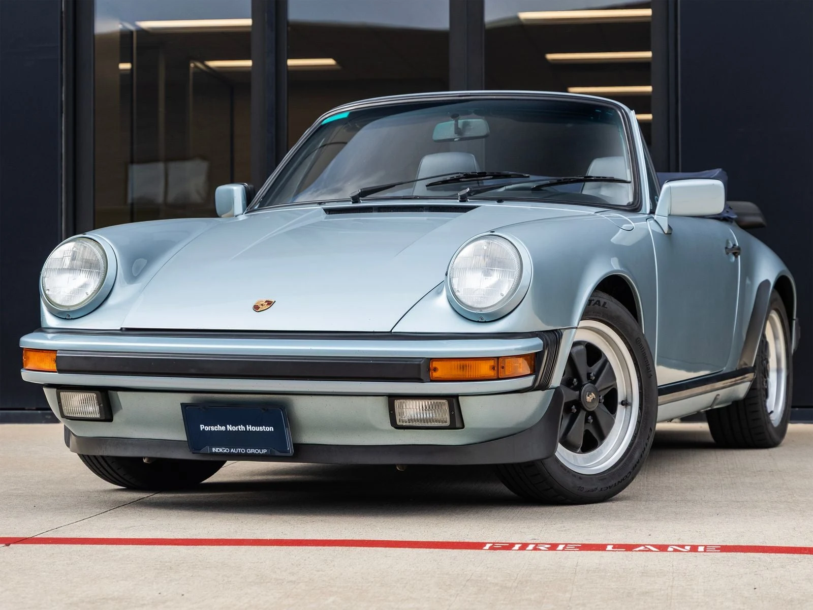 Porsche 911 Carrera 3.2 Cabriolet · Lagoon Green Metallic · Indigo Auto Group