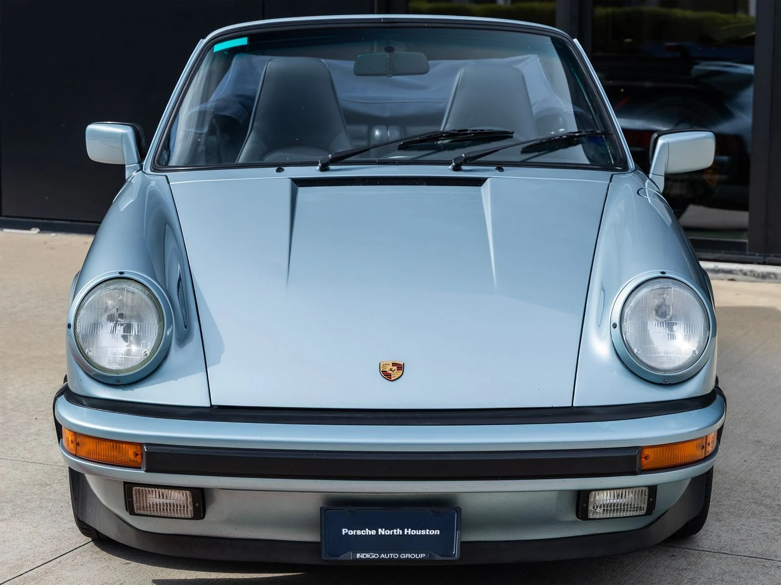 1988 Porsche 911 Carrera 3.2 Cabriolet, 8/20