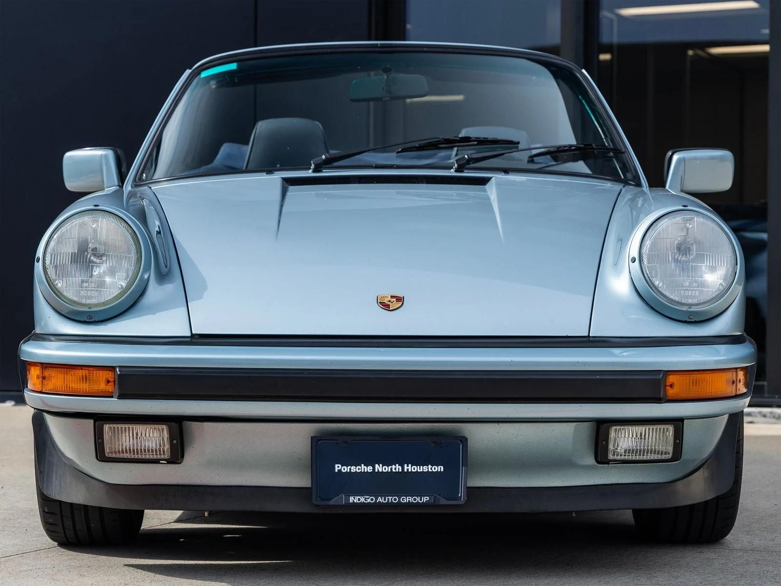 1988 Porsche 911 Carrera 3.2 Cabriolet, 9/20