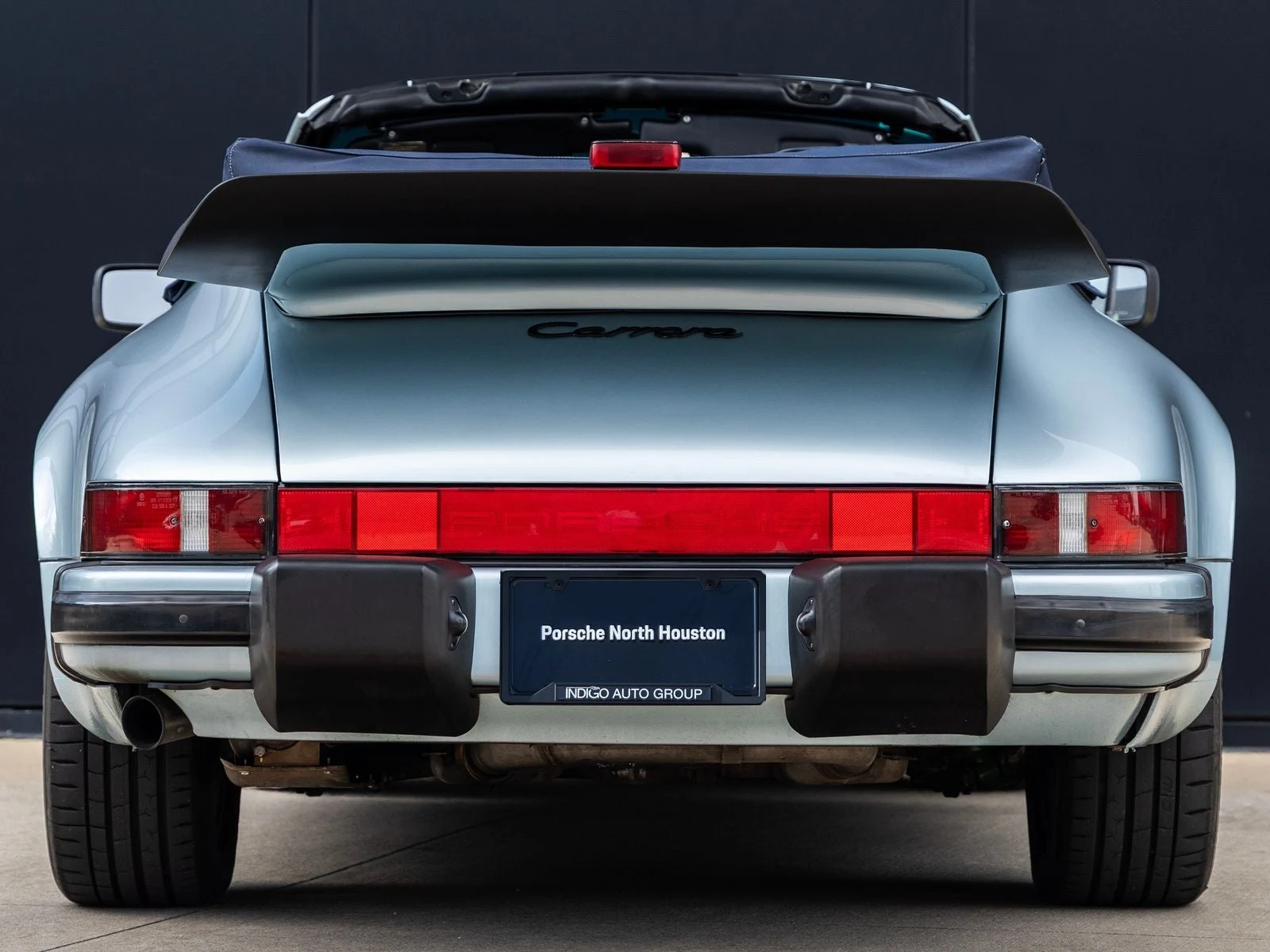 1988 Porsche 911 Carrera 3.2 Cabriolet, 12/20