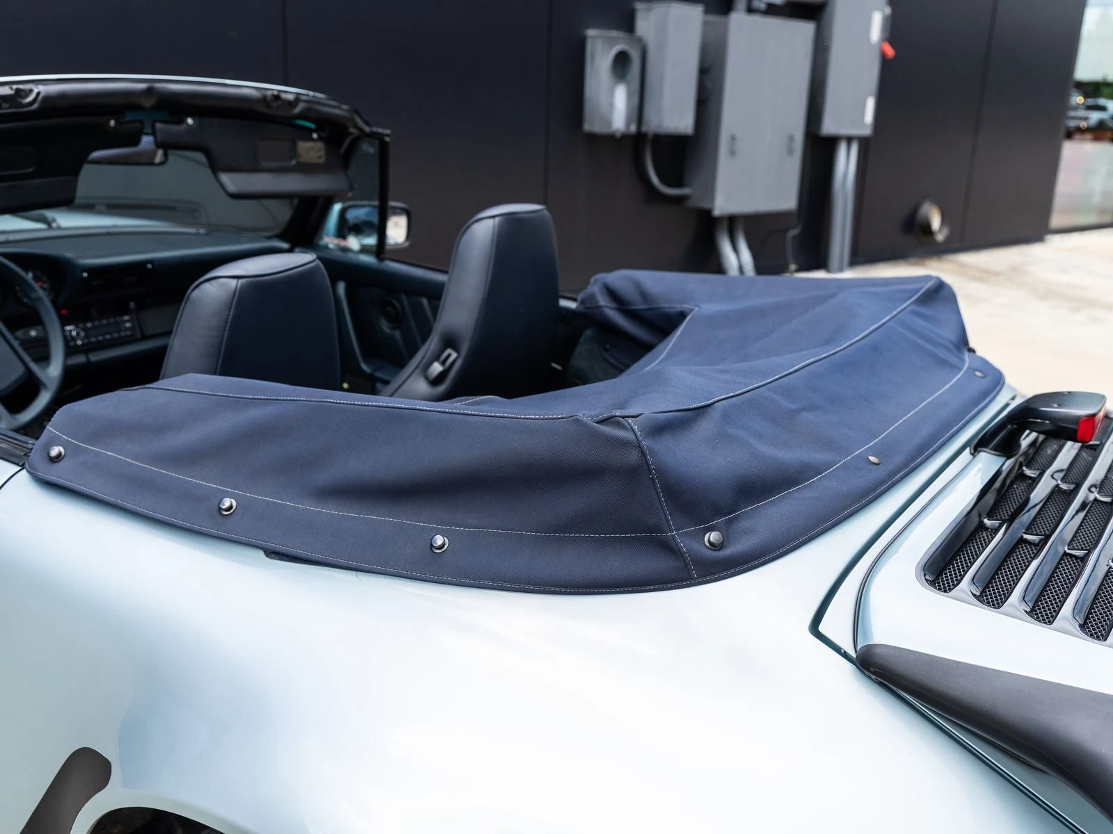 1988 Porsche 911 Carrera 3.2 Cabriolet, 20/20