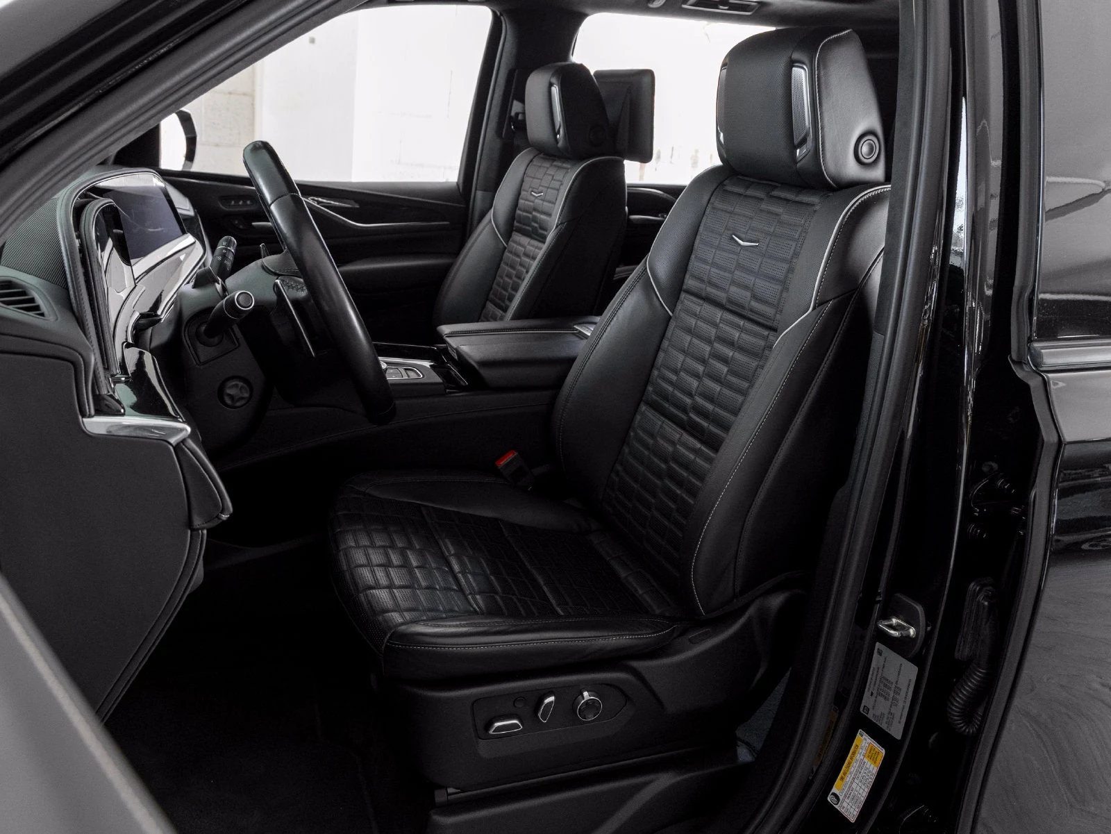 2023 Cadillac Escalade V-Series (5th Generation), 10/20