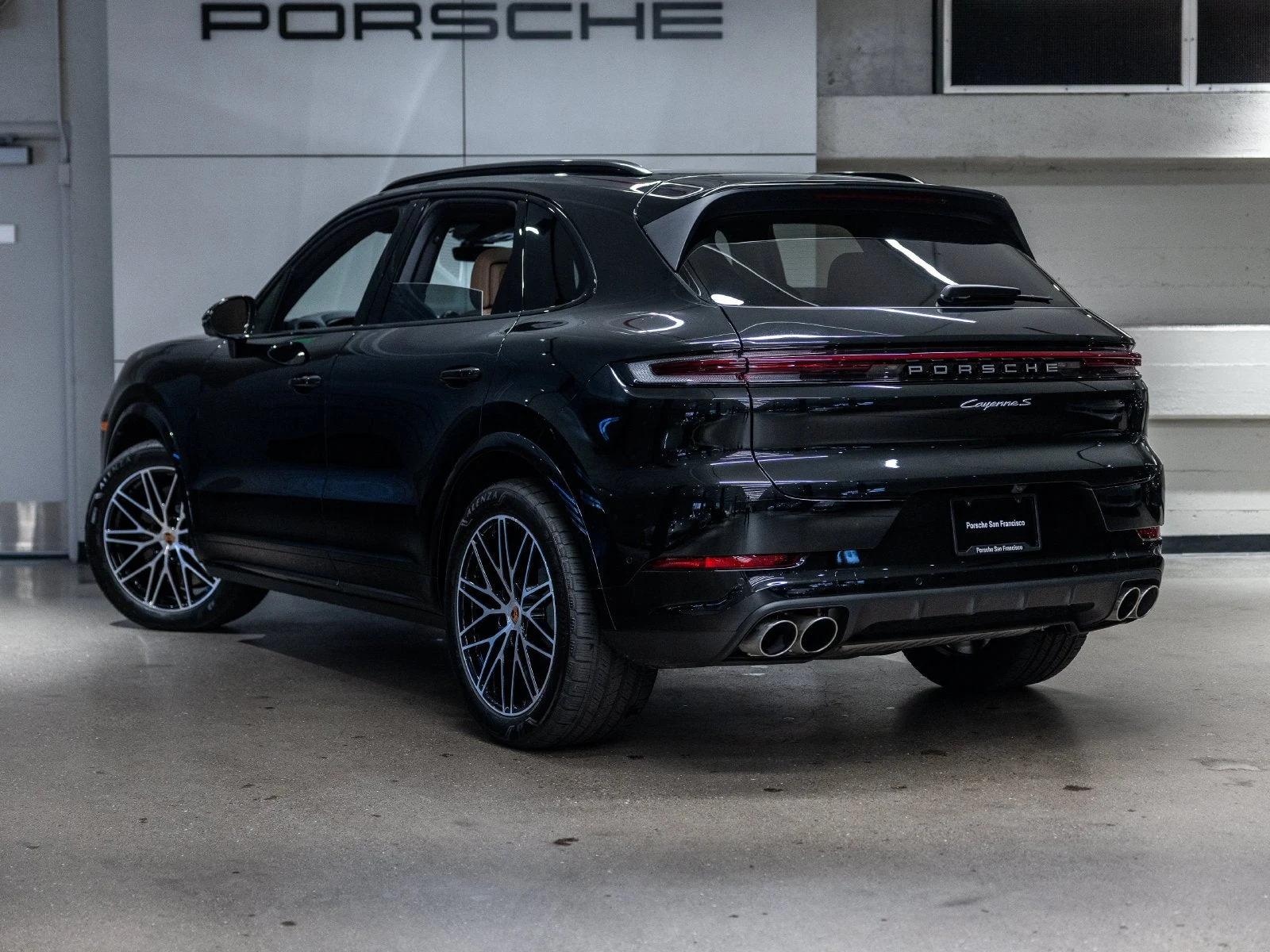 2025 Porsche Cayenne S (3rd Generation), 3/20