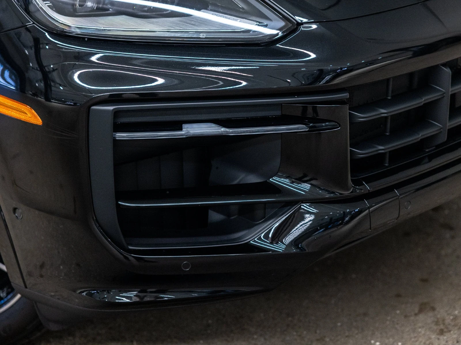 2025 Porsche Cayenne S (3rd Generation), 18/20