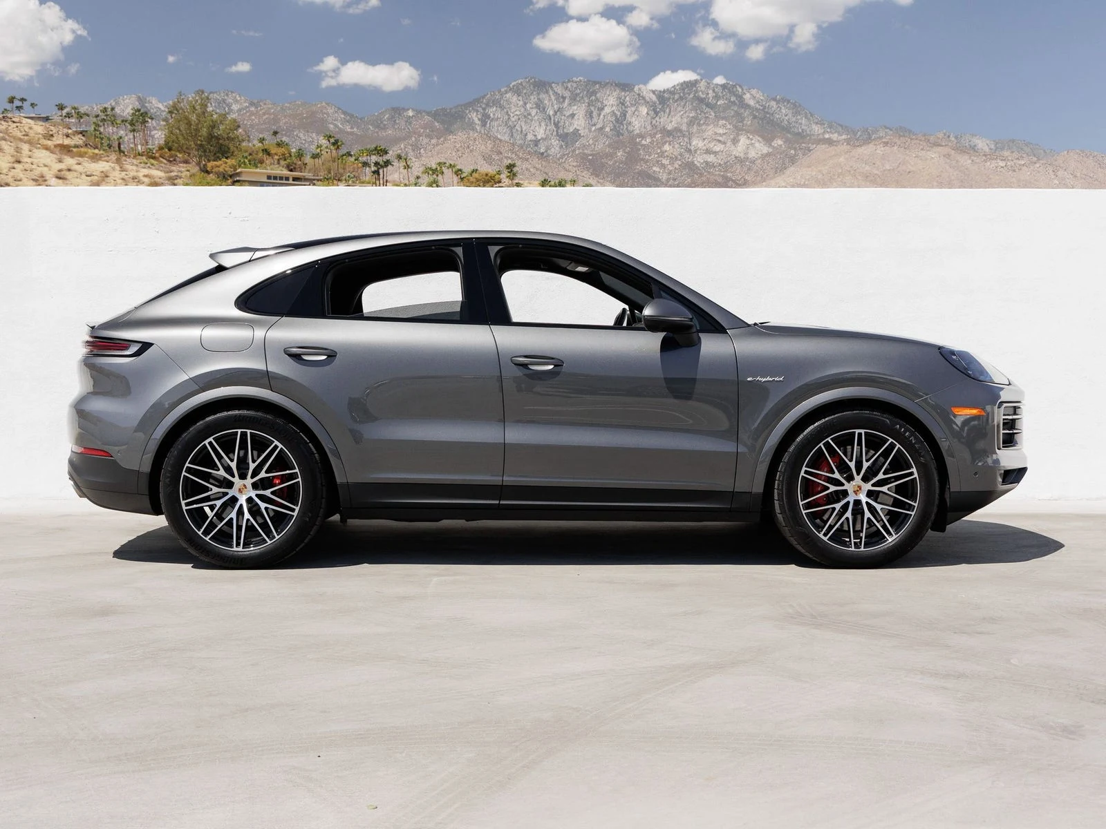 2025 Porsche Cayenne S E-Hybrid Coupé (3rd Generation), 8/20