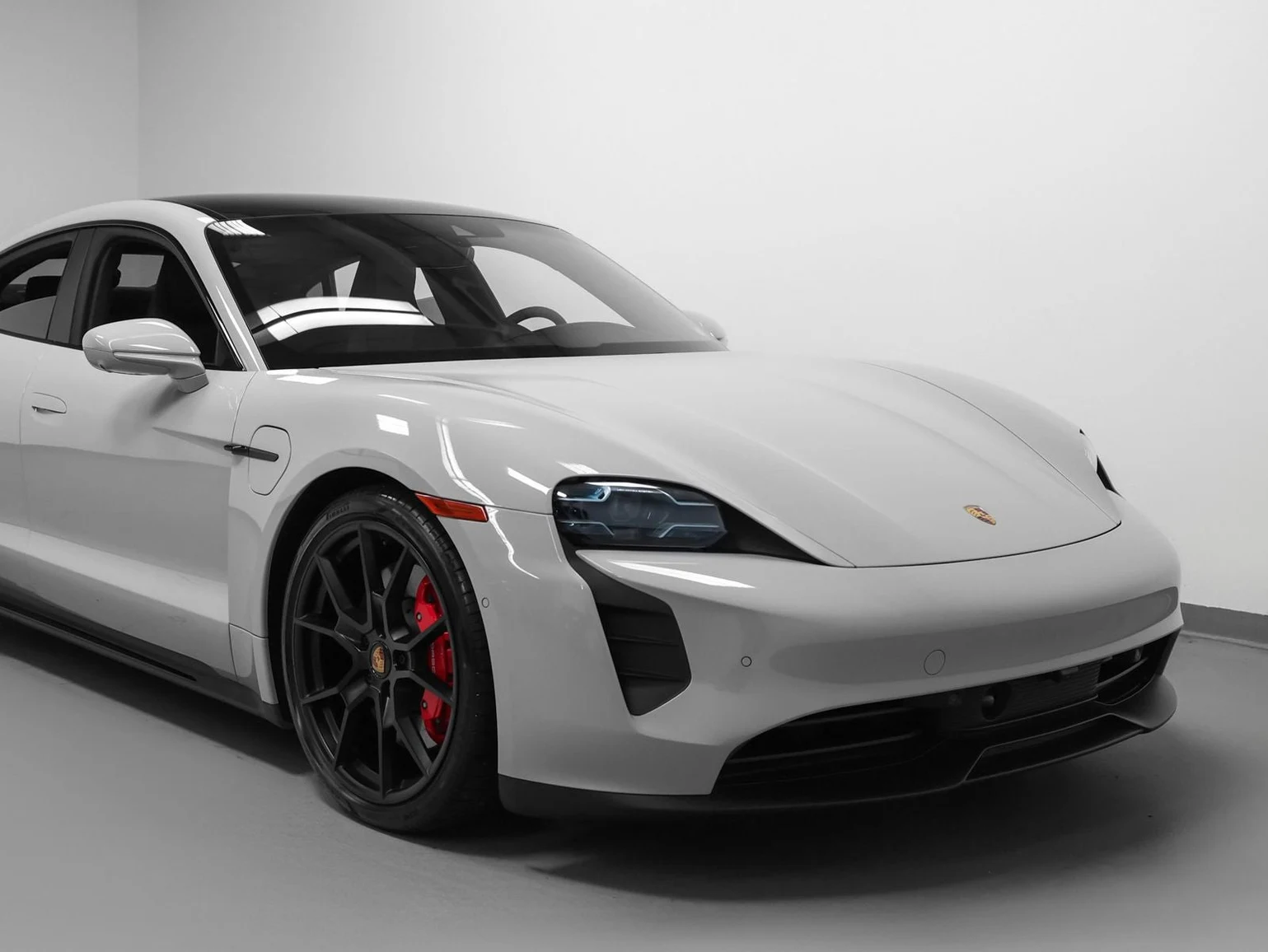 2024 Porsche Taycan GTS (Original Version), 8/20