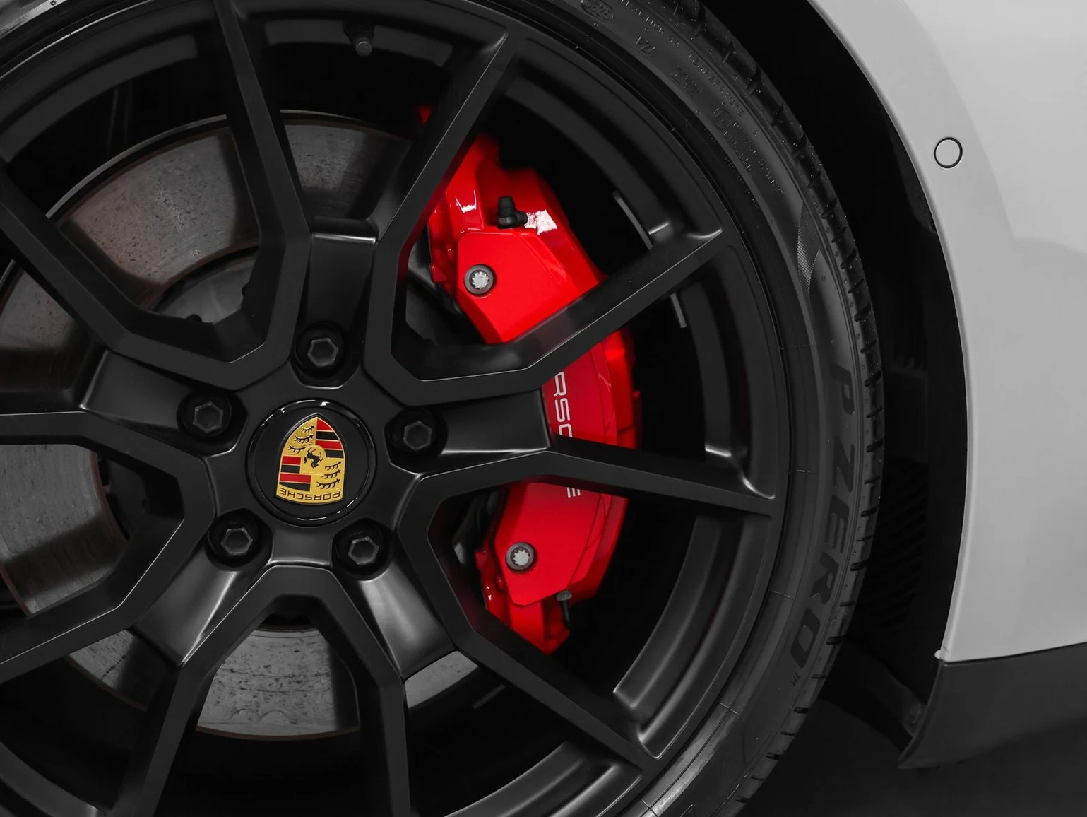 2024 Porsche Taycan GTS (Original Version), 18/20