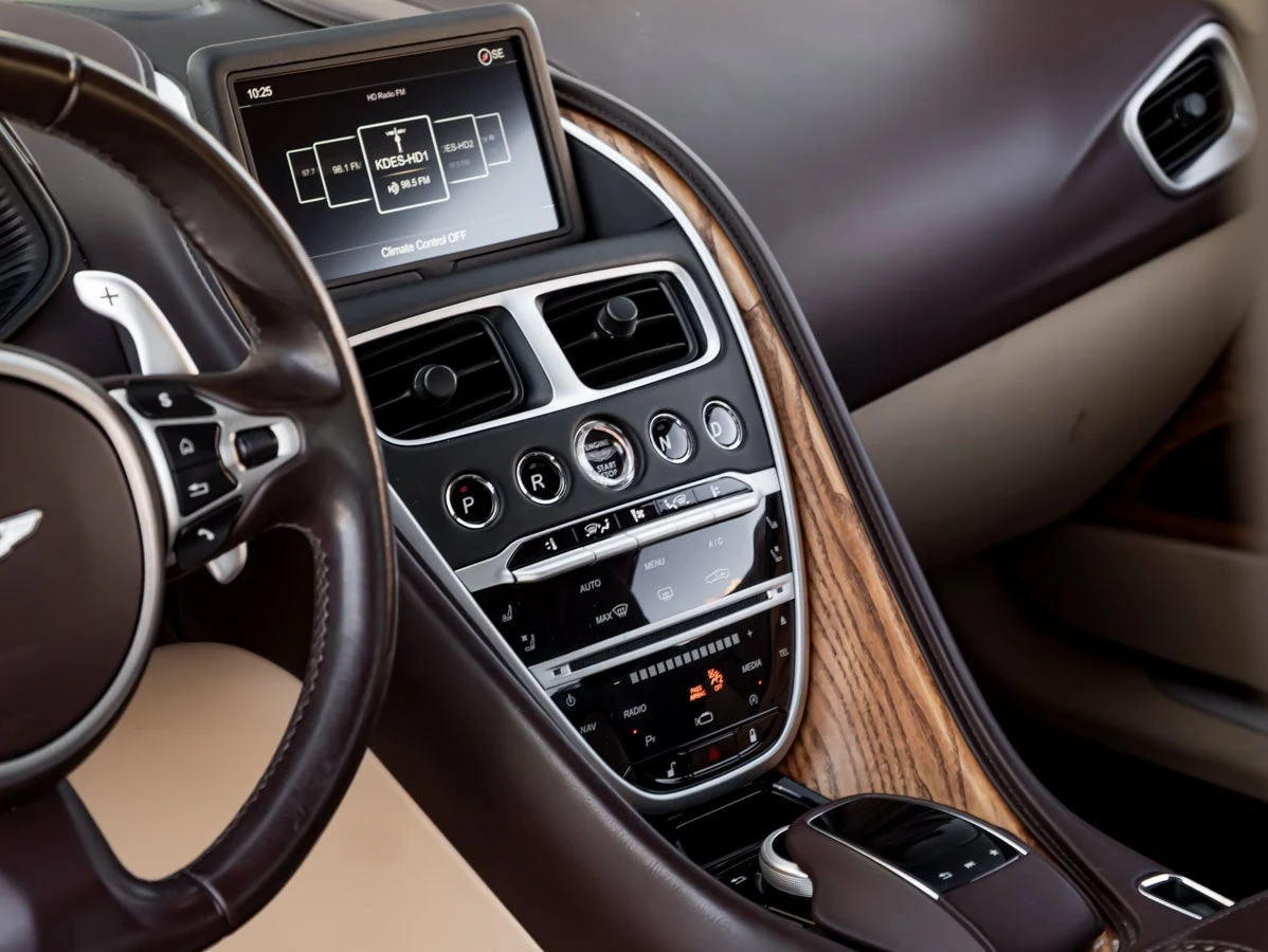 2019 Aston Martin DB11 Volante, 18/20
