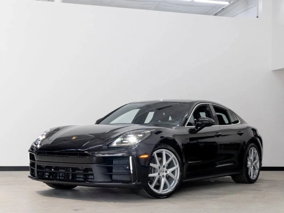 Porsche Panamera 4 (976) · black · Indigo Auto Group