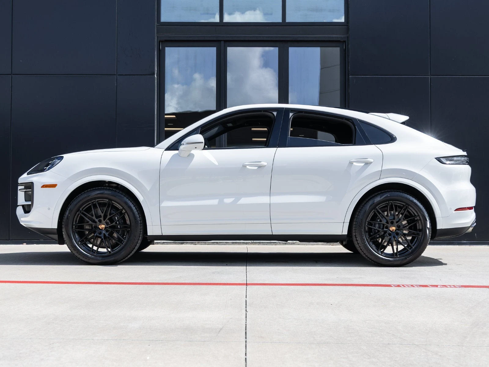 2026 Porsche Cayenne Coupé (3rd Generation), 2/20