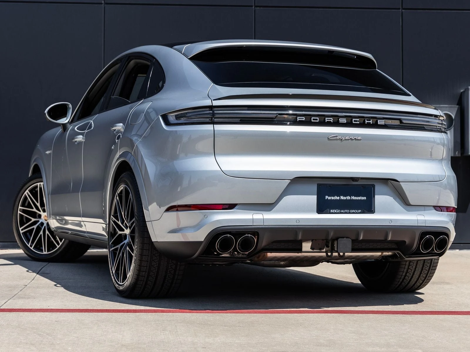2026 Porsche Cayenne E-Hybrid Coupé (3rd Generation), 3/20