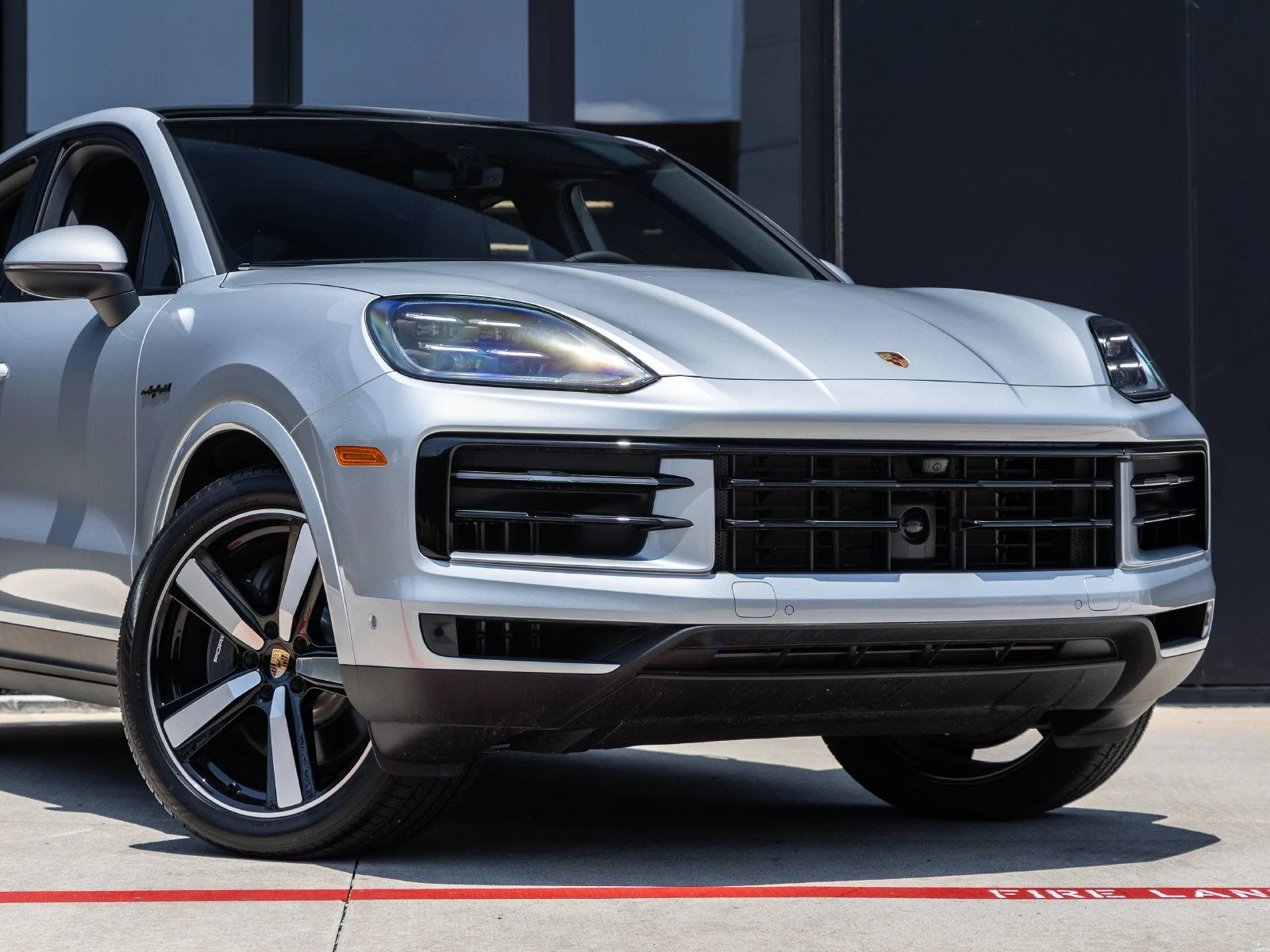 2025 Porsche Cayenne E-Hybrid Coupé (3rd Generation), 9/20