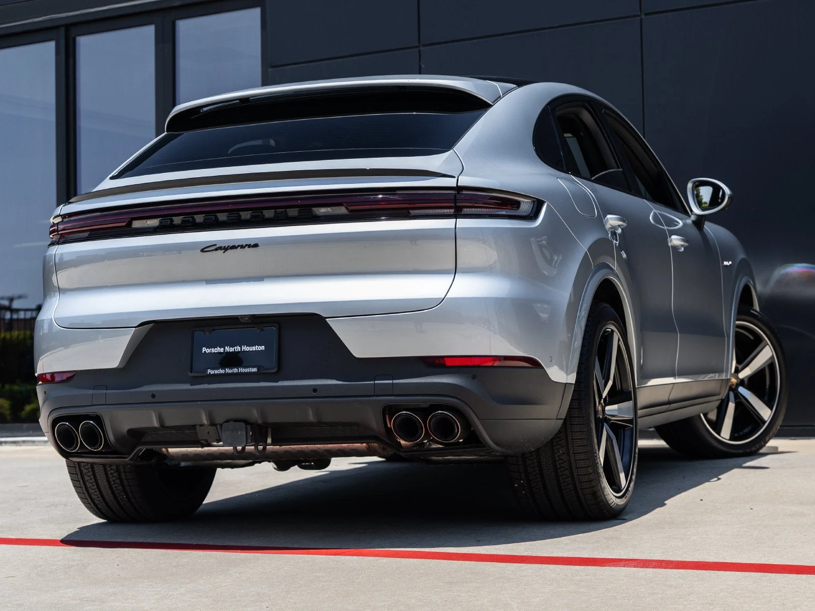 2025 Porsche Cayenne E-Hybrid Coupé (3rd Generation), 11/20