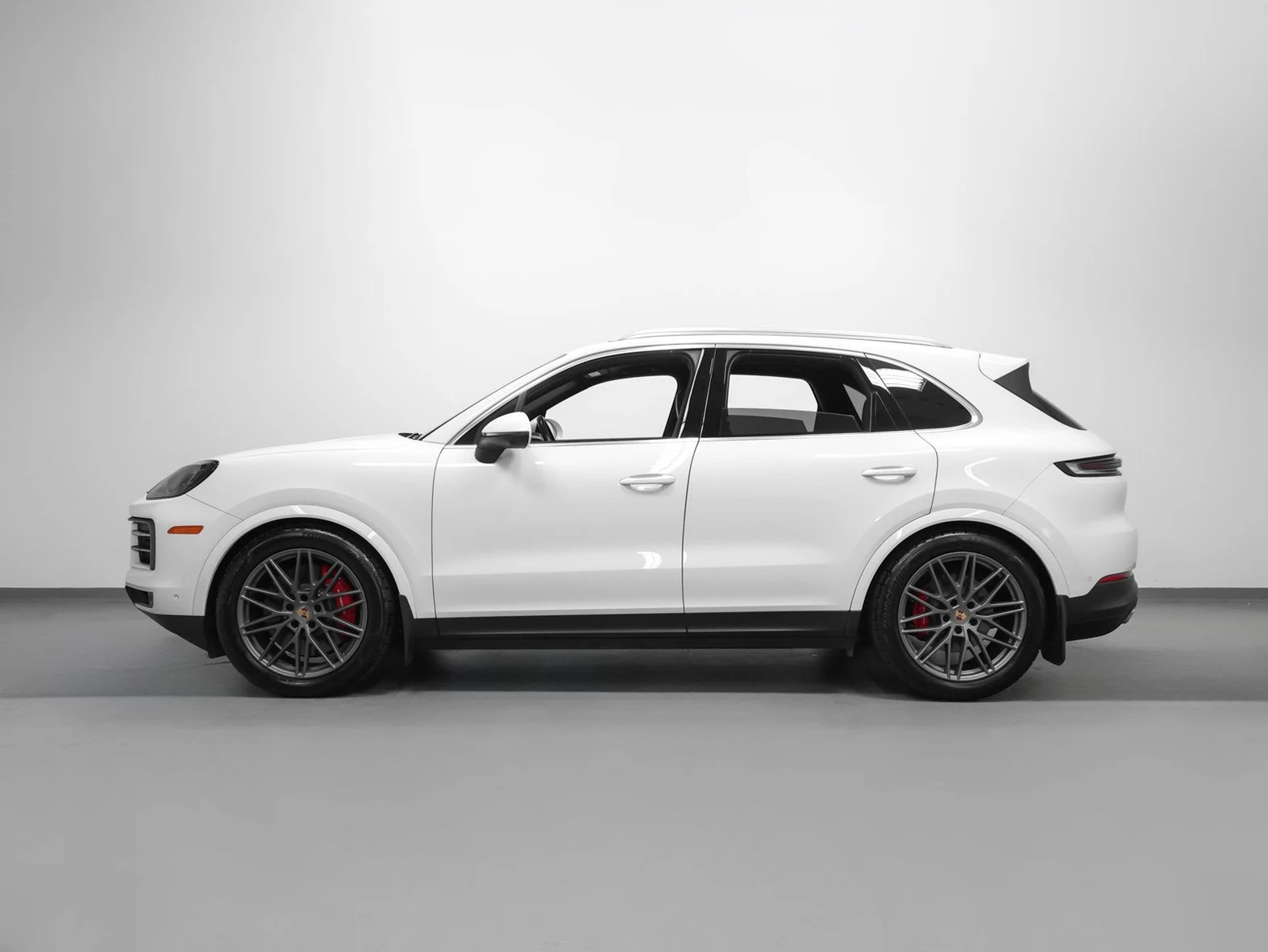 2025 Porsche Cayenne S (3rd Generation), 2/20