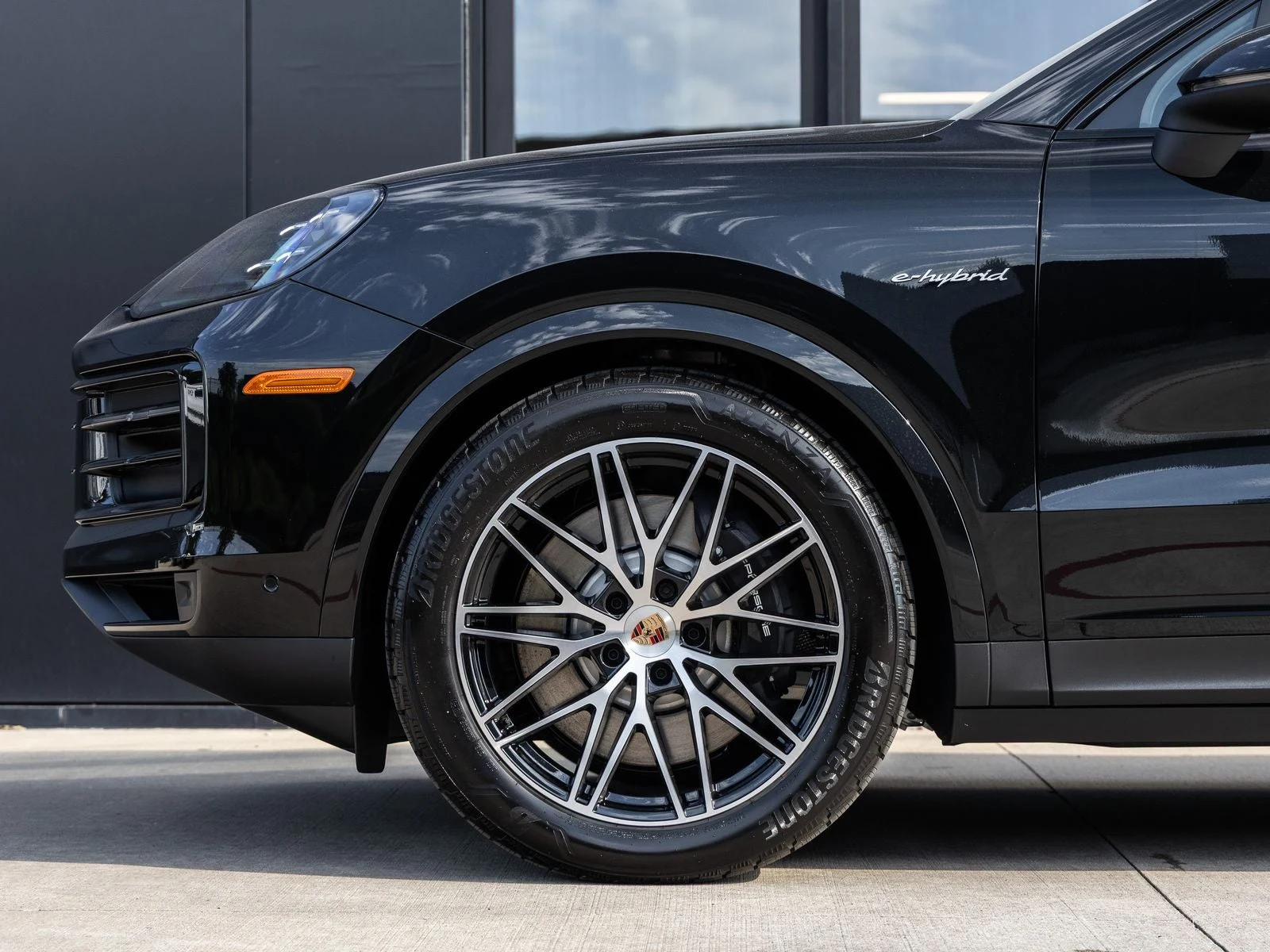 2026 Porsche Cayenne E-Hybrid Coupé (3rd Generation), 13/20