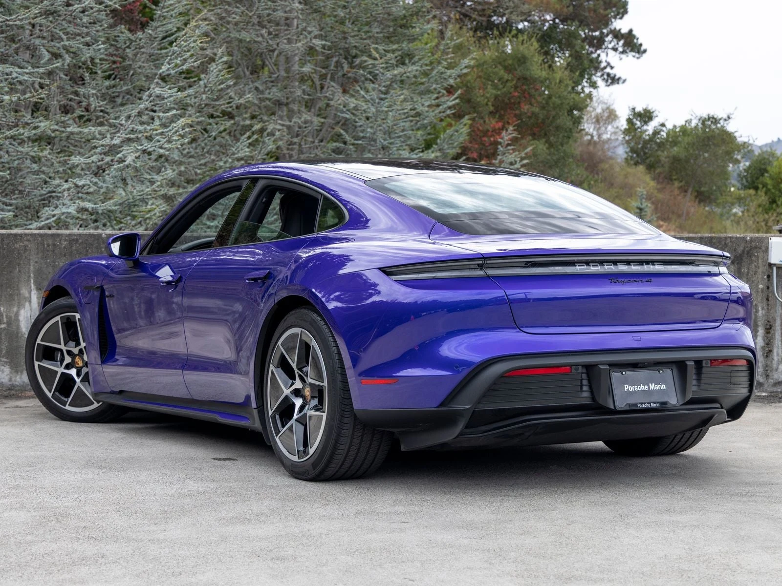 2025 Porsche Taycan 4 Sedan (2025 Update), 3/20