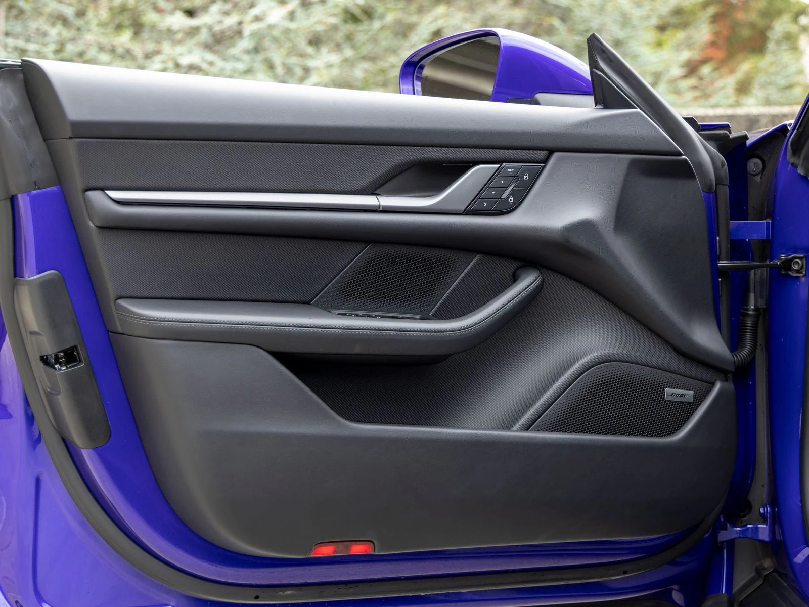 2025 Porsche Taycan 4 Sedan (2025 Update), 20/20